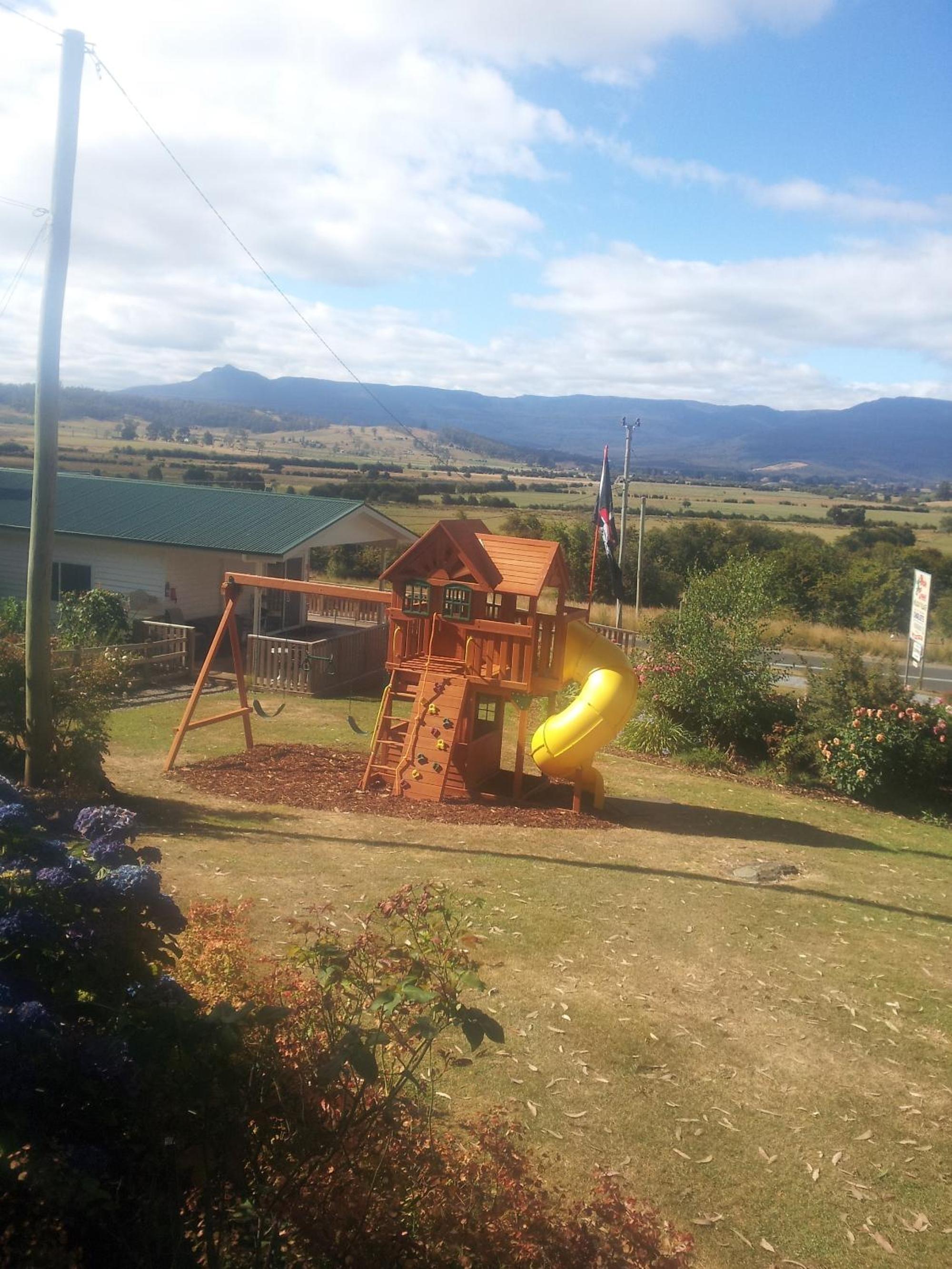 Mole Creek Cabins