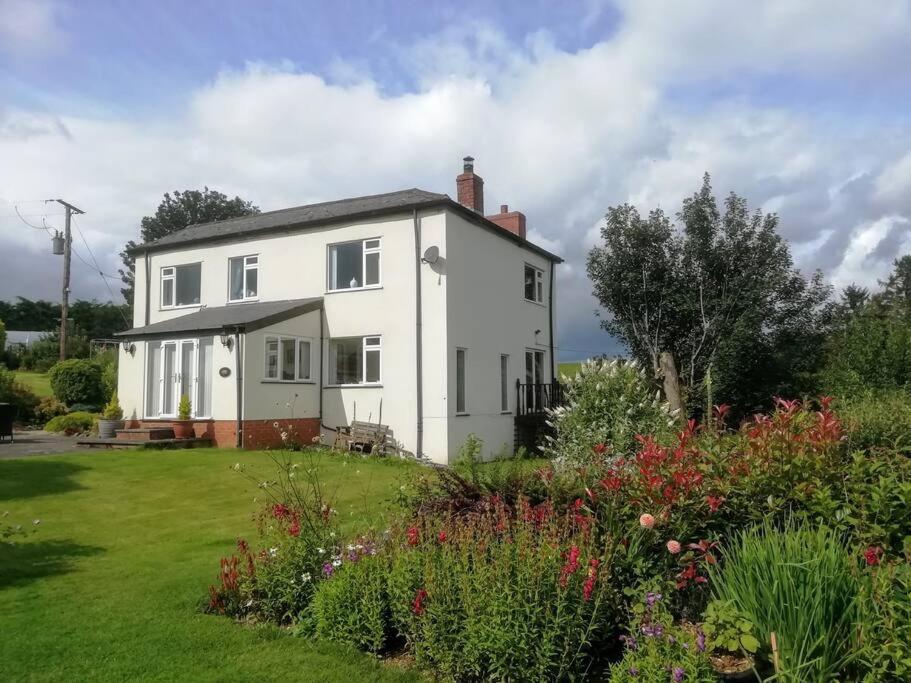 Country Home with Gardens view 3