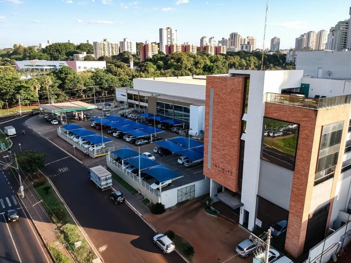 Infinite-WIFI-Garagem-Self check-in-Pet friendly view 5