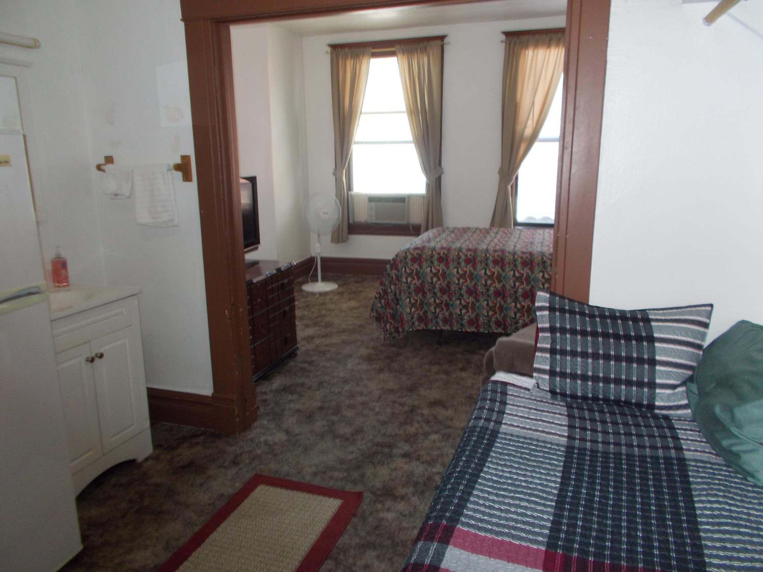 Photo 8