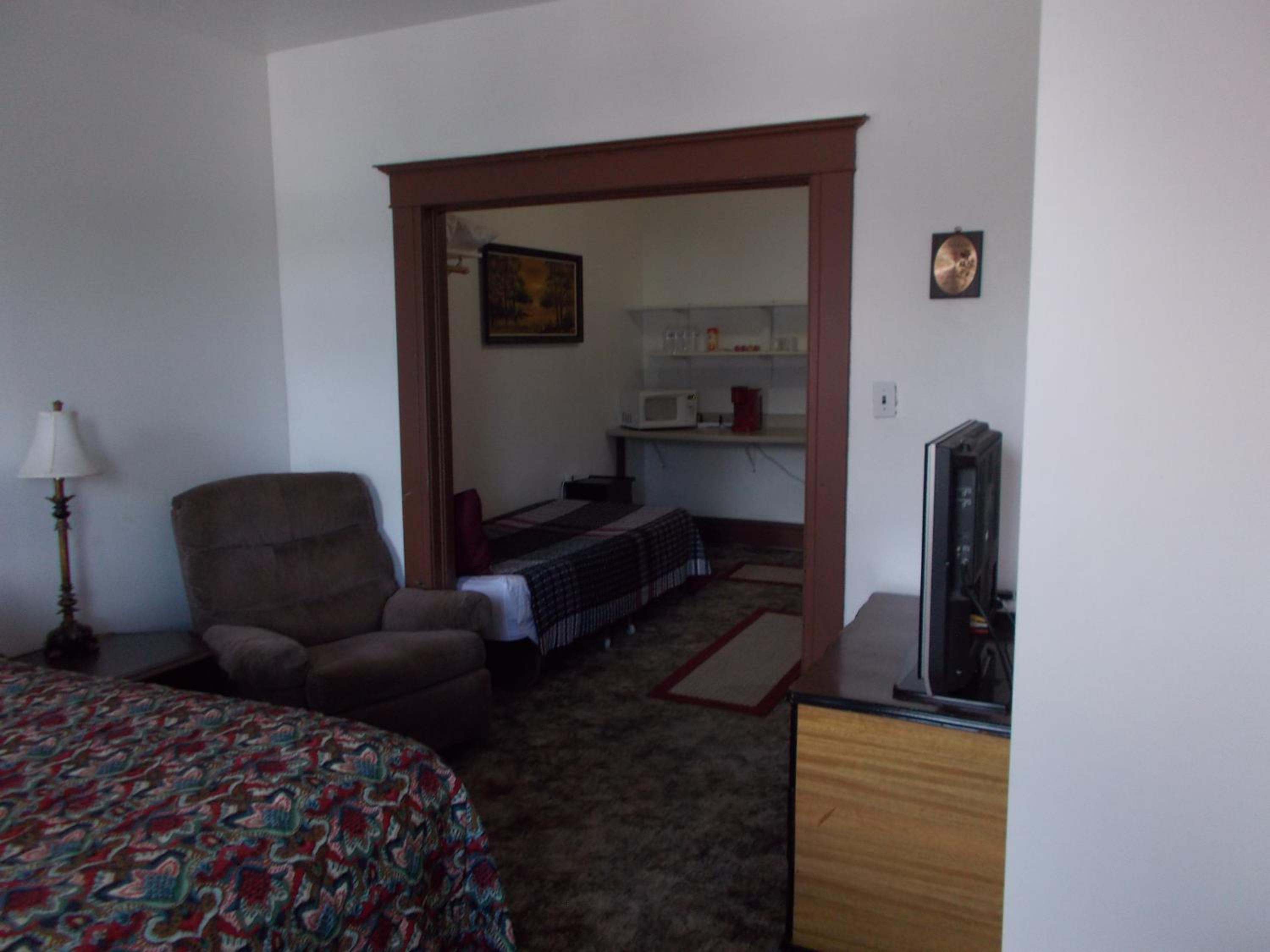 Photo 11