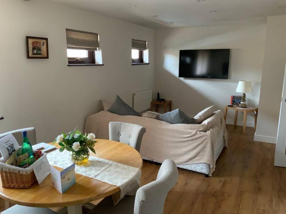 St Marks Court Holiday Homes - No1 view 5