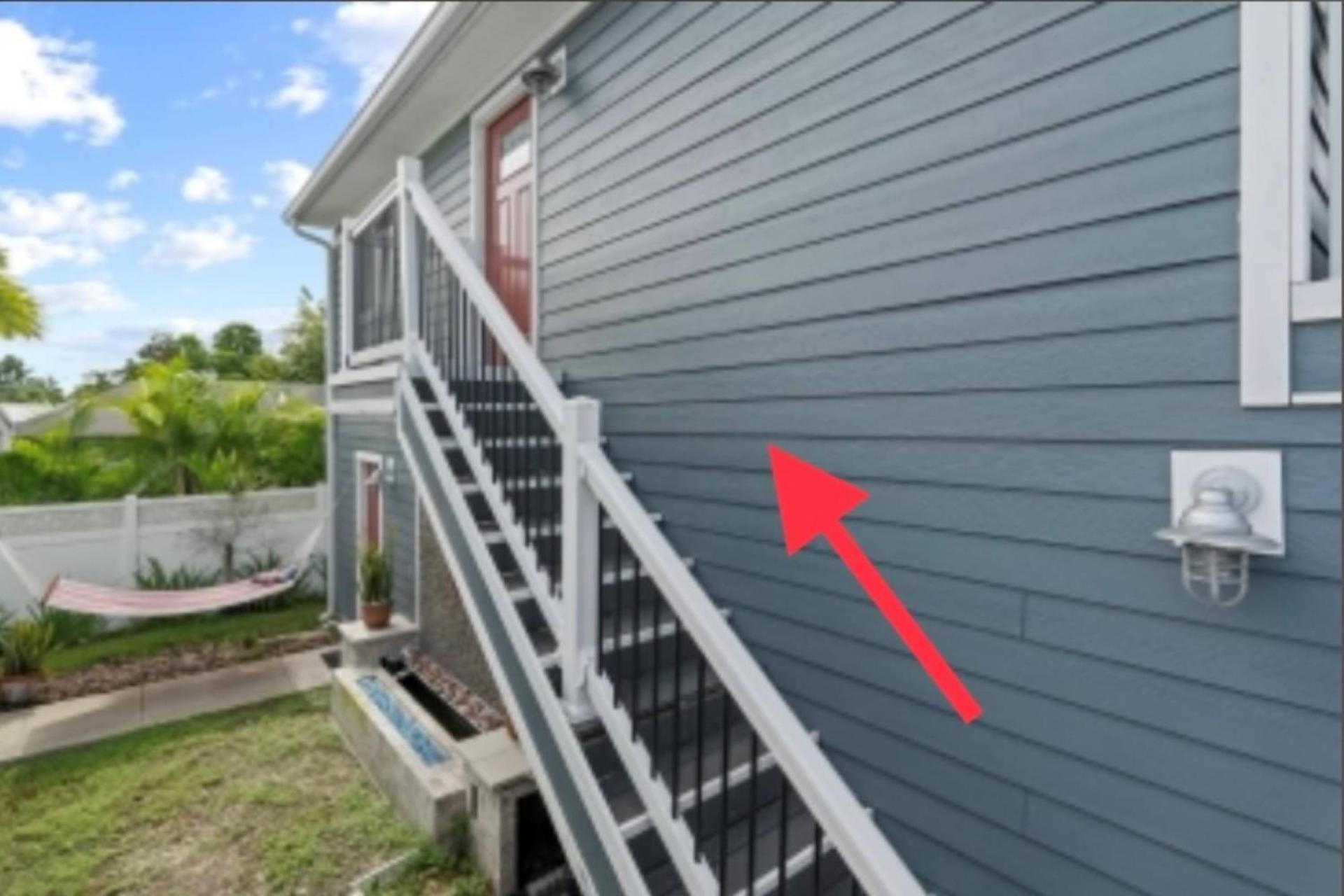Sea Glass Cottage - minutes to Downtown St Pete and the beaches view 4
