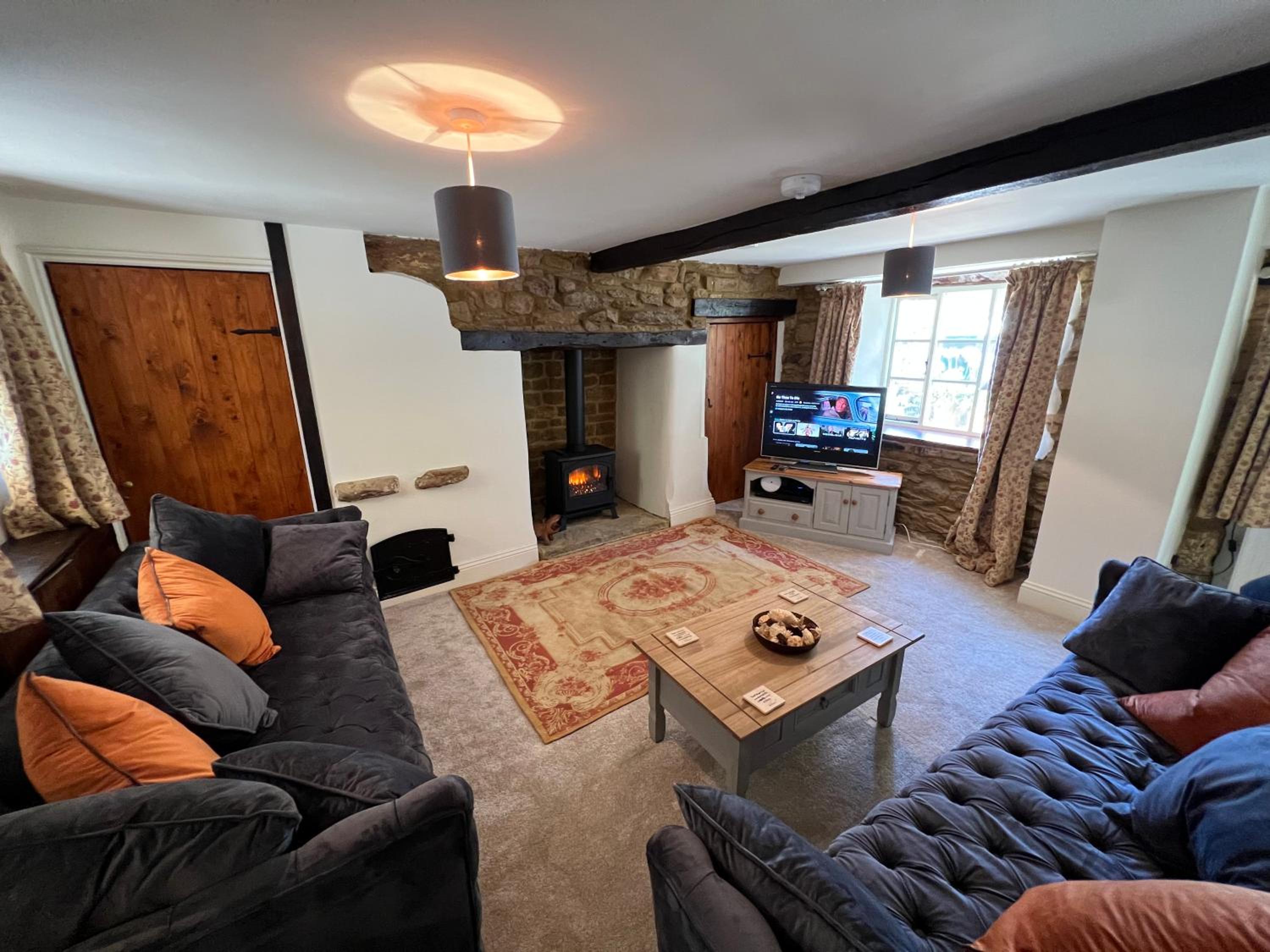 Braunston Manor Cottage view 5