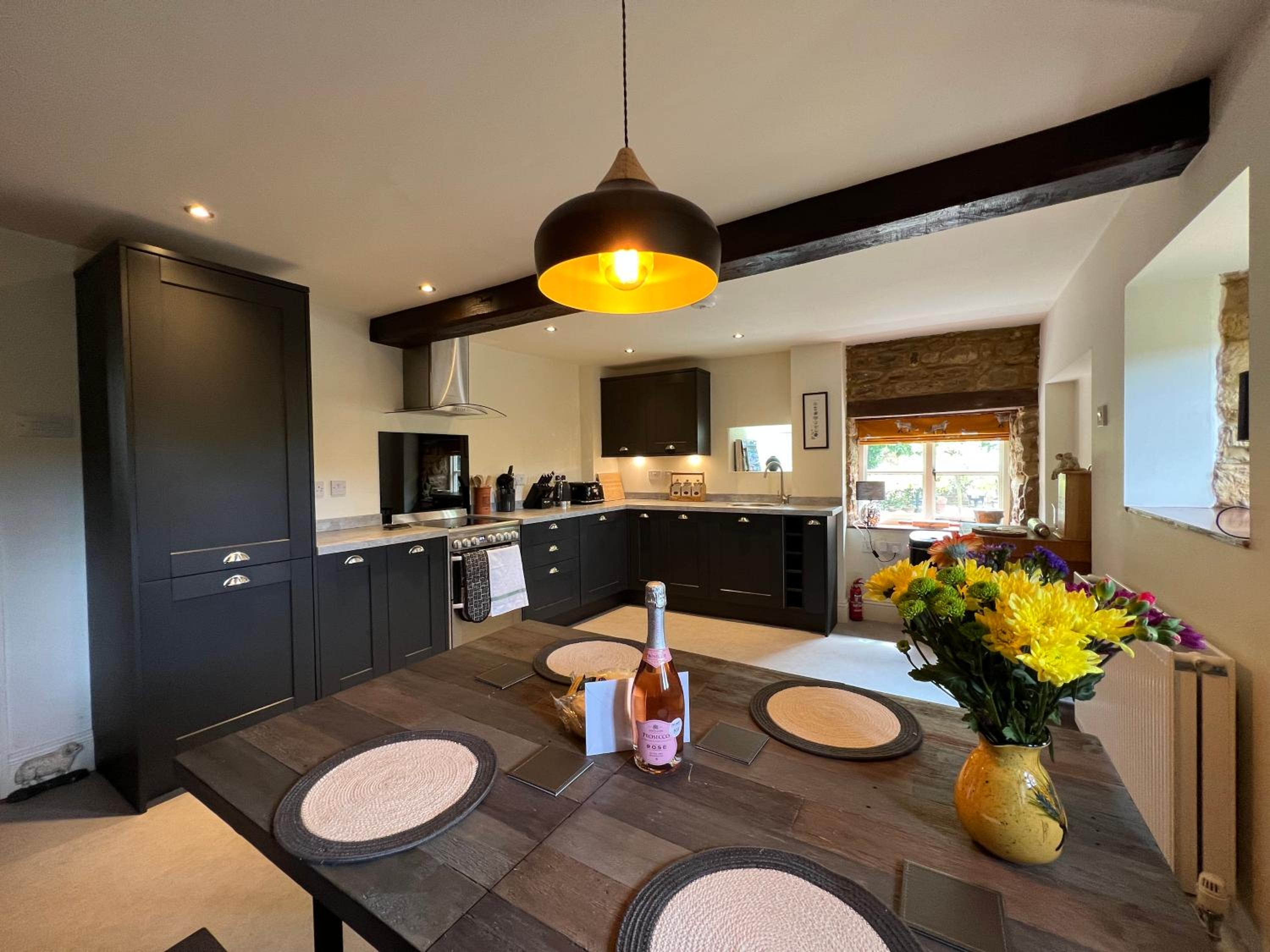Braunston Manor Cottage view 3