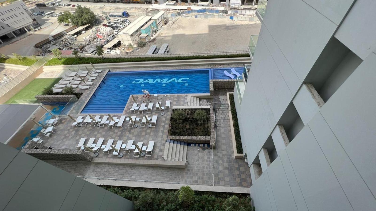Heaven Escape surrounded by stunning golf view High floor -Netflix-GYM-pool -perfect vacations
