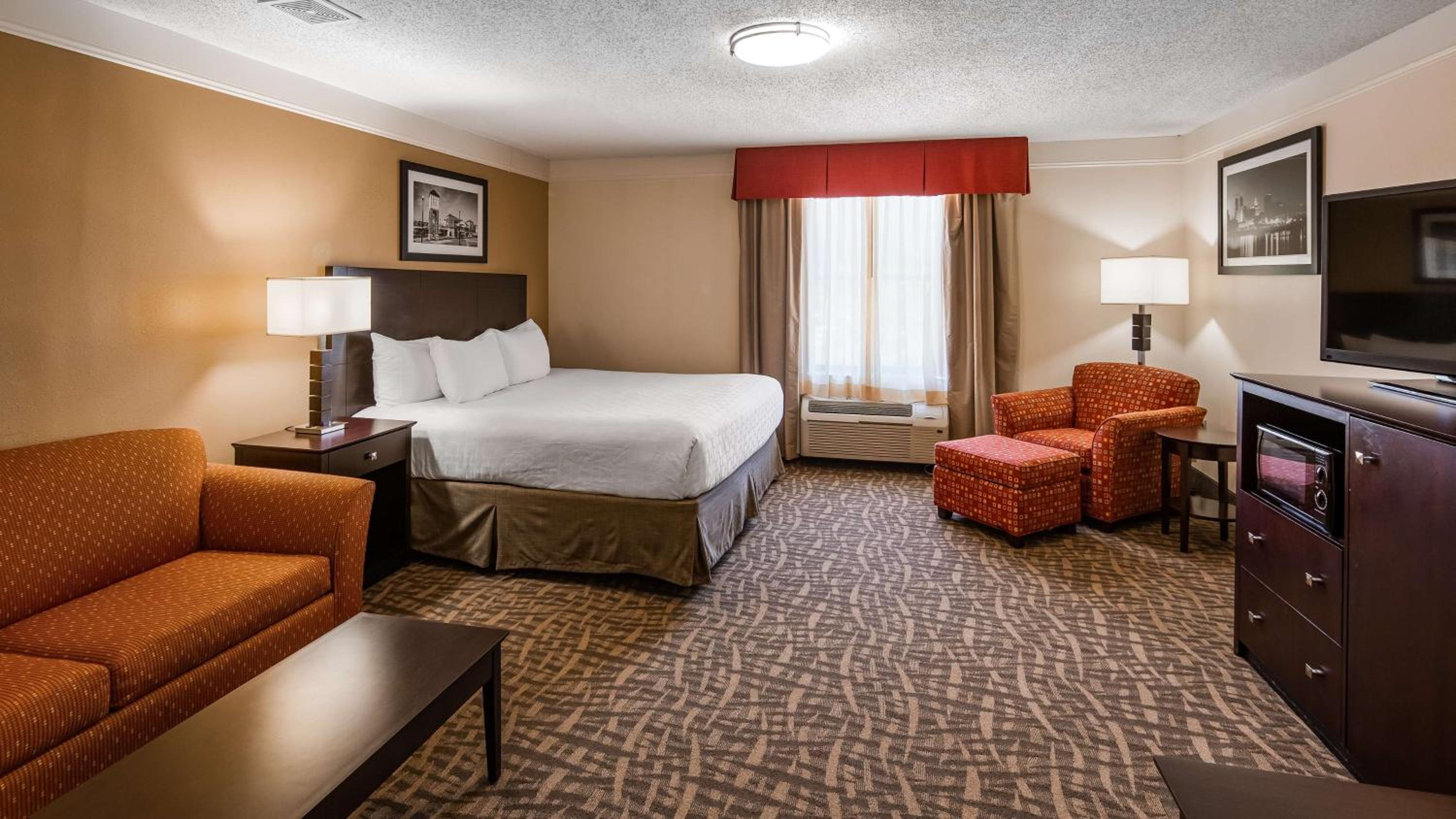 Peoria Vacations - Best Western Plus Peoria - Property Image 2
