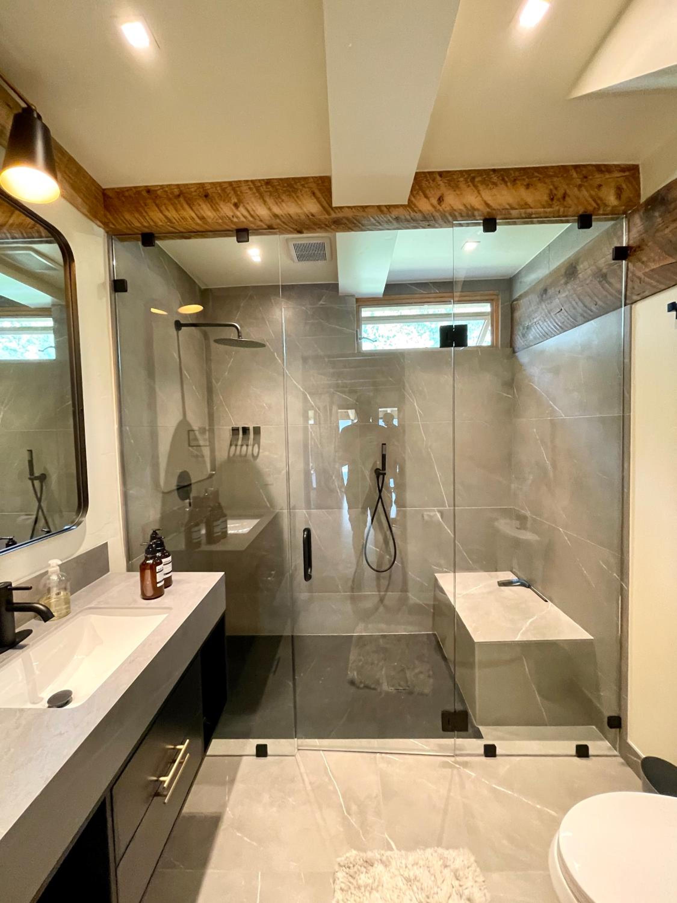 Bear Lodge with private Pool, Hottub, and Sauna! - Property Image 2