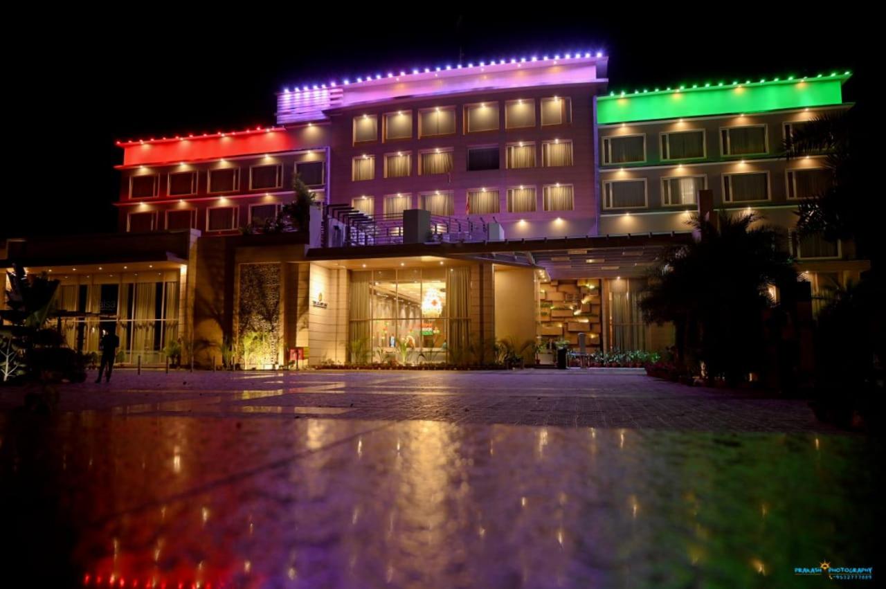 The Grand Arc Hotel & Convention Centre view 5