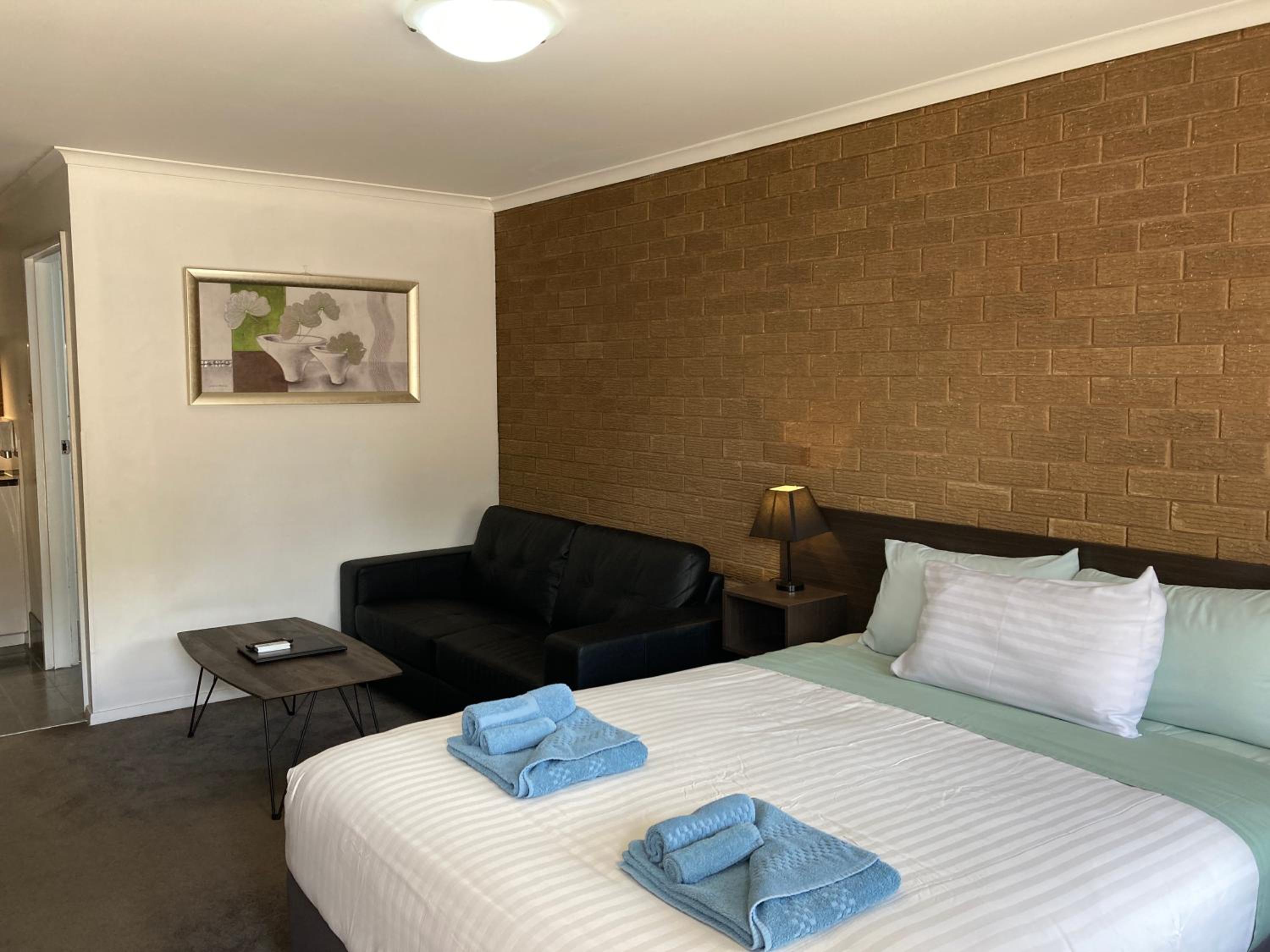 Camellia Motel