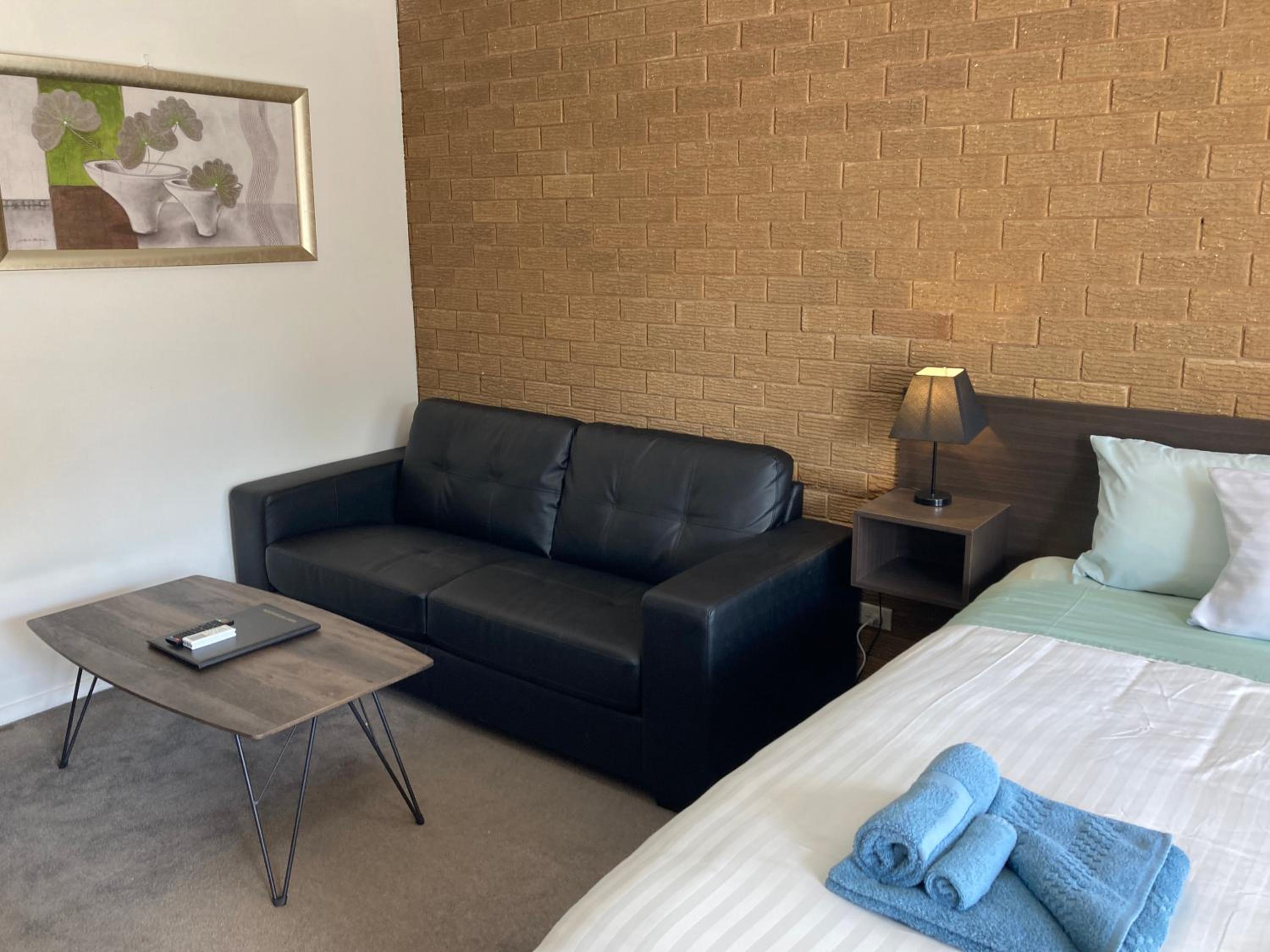 Camellia Motel