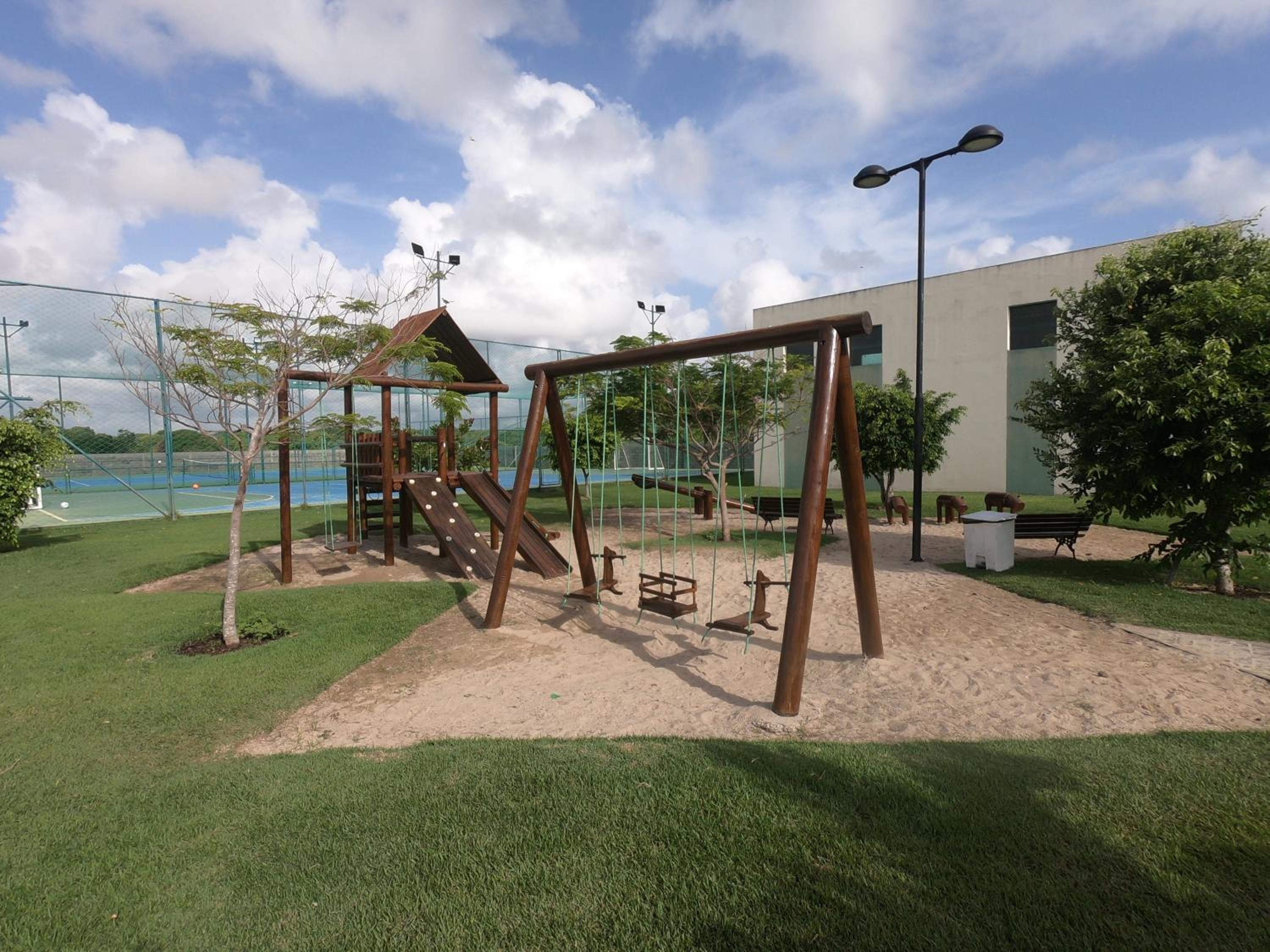 Carneiros Beach Resort 315 E