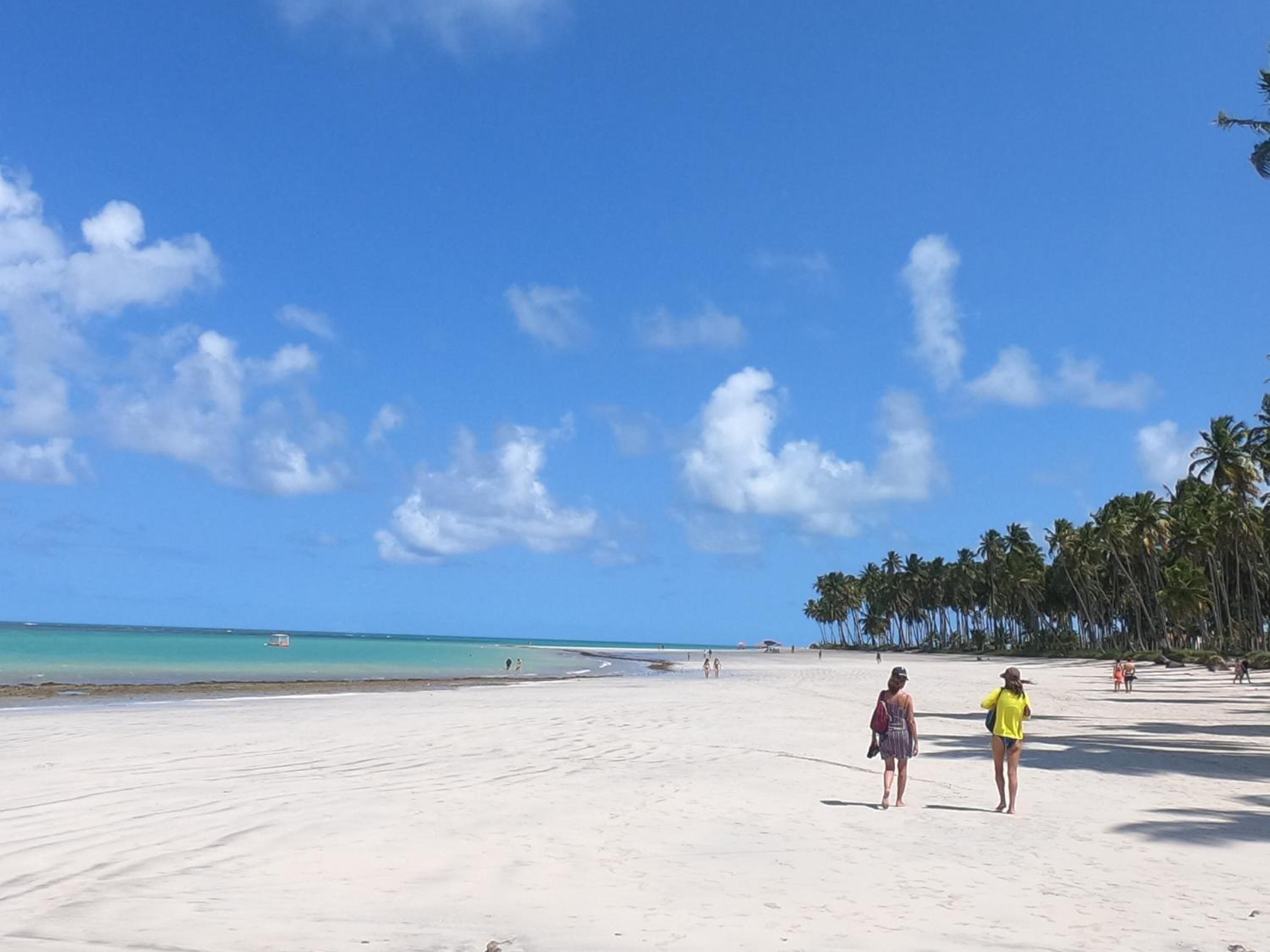 Carneiros Beach Resort 315 E