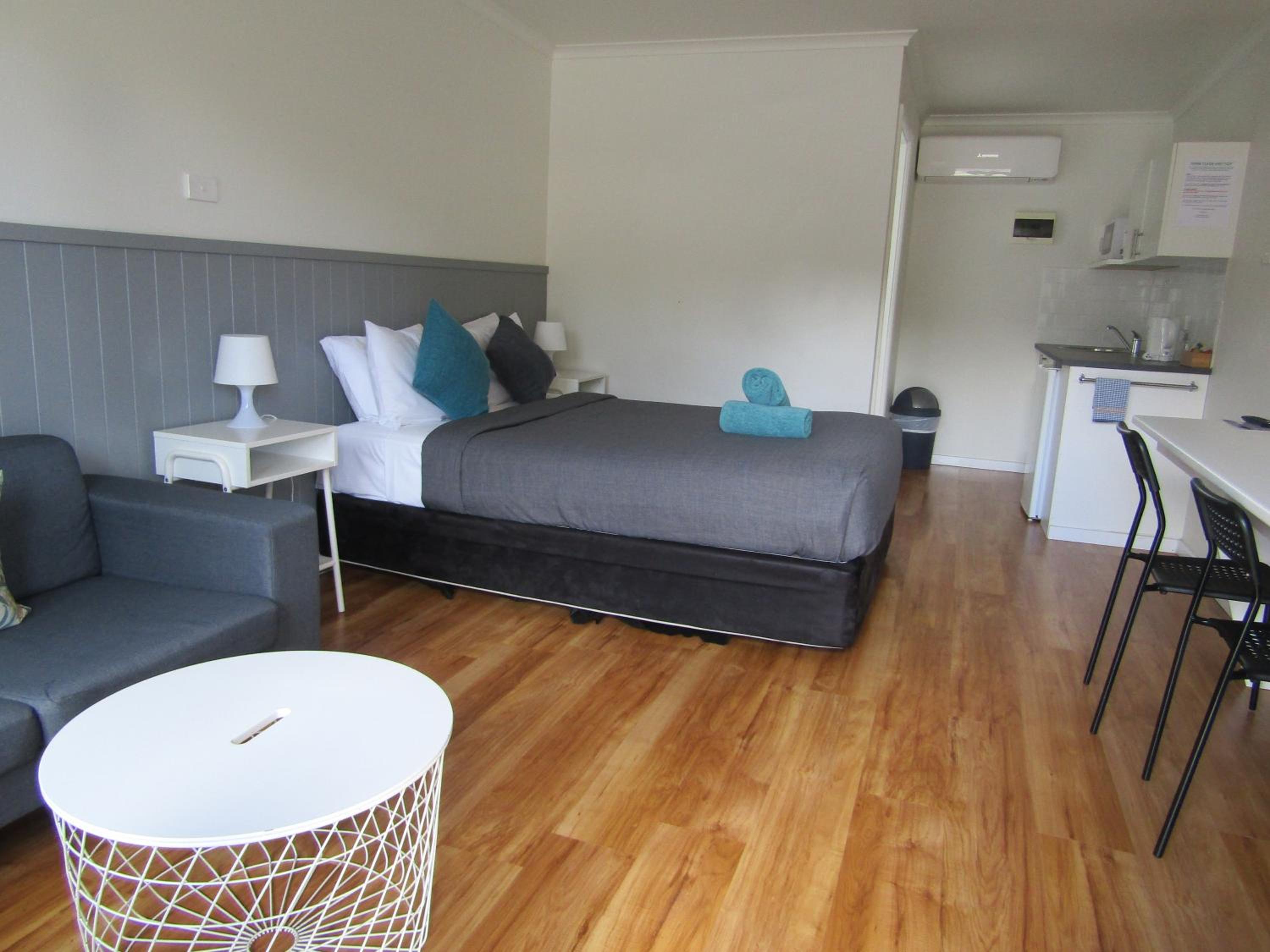 Eden Motel