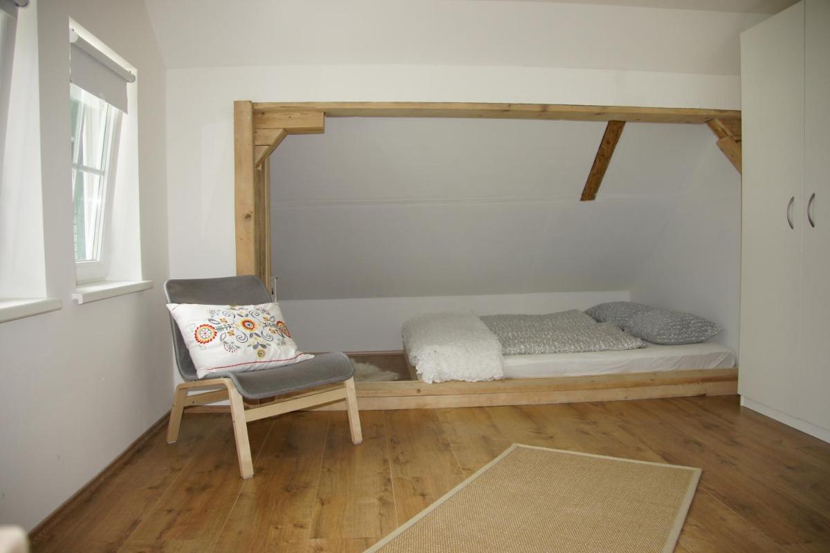 Photo 25