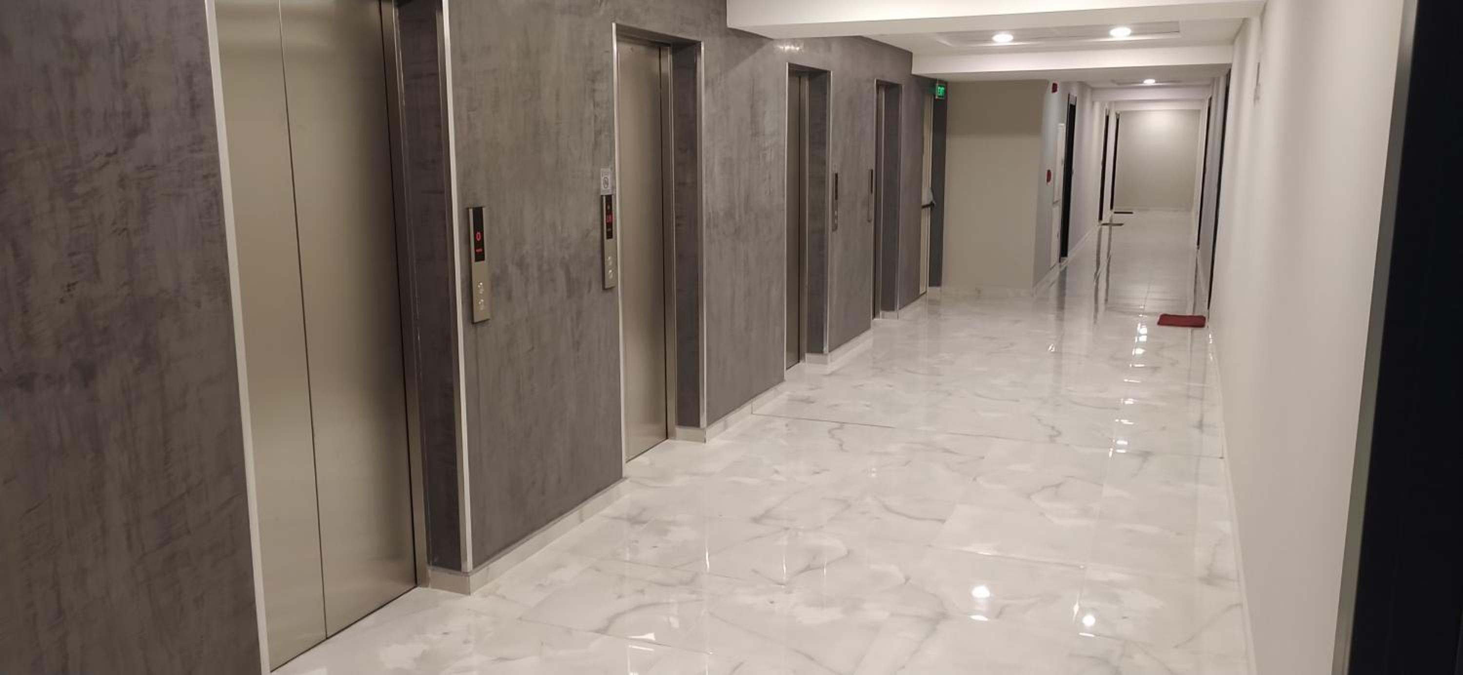 18th & 16h Floor Secure Luxury Condos With Pool & Fitness Included In Price view 3