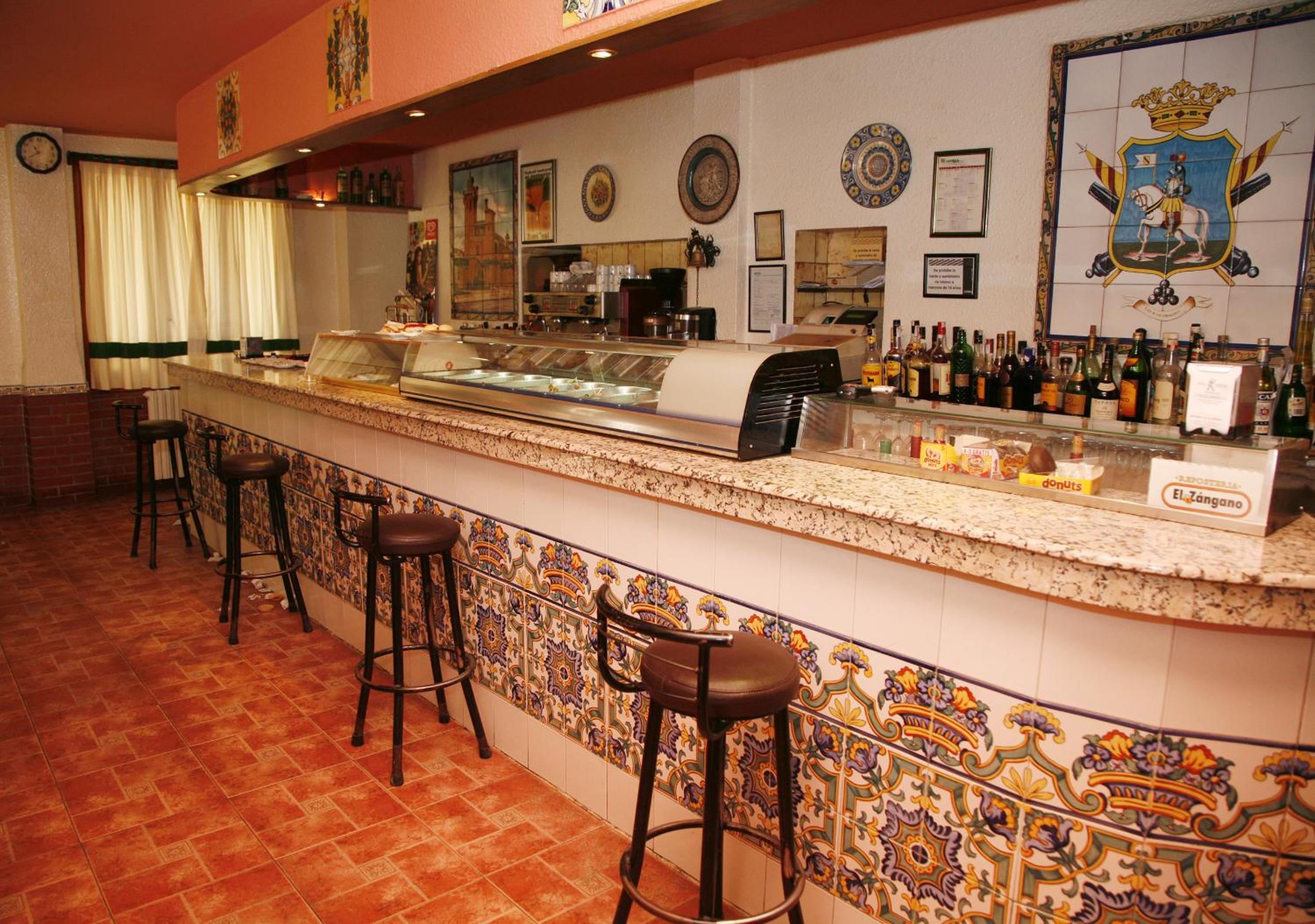 Hostal Cuatro Esquinas view 3