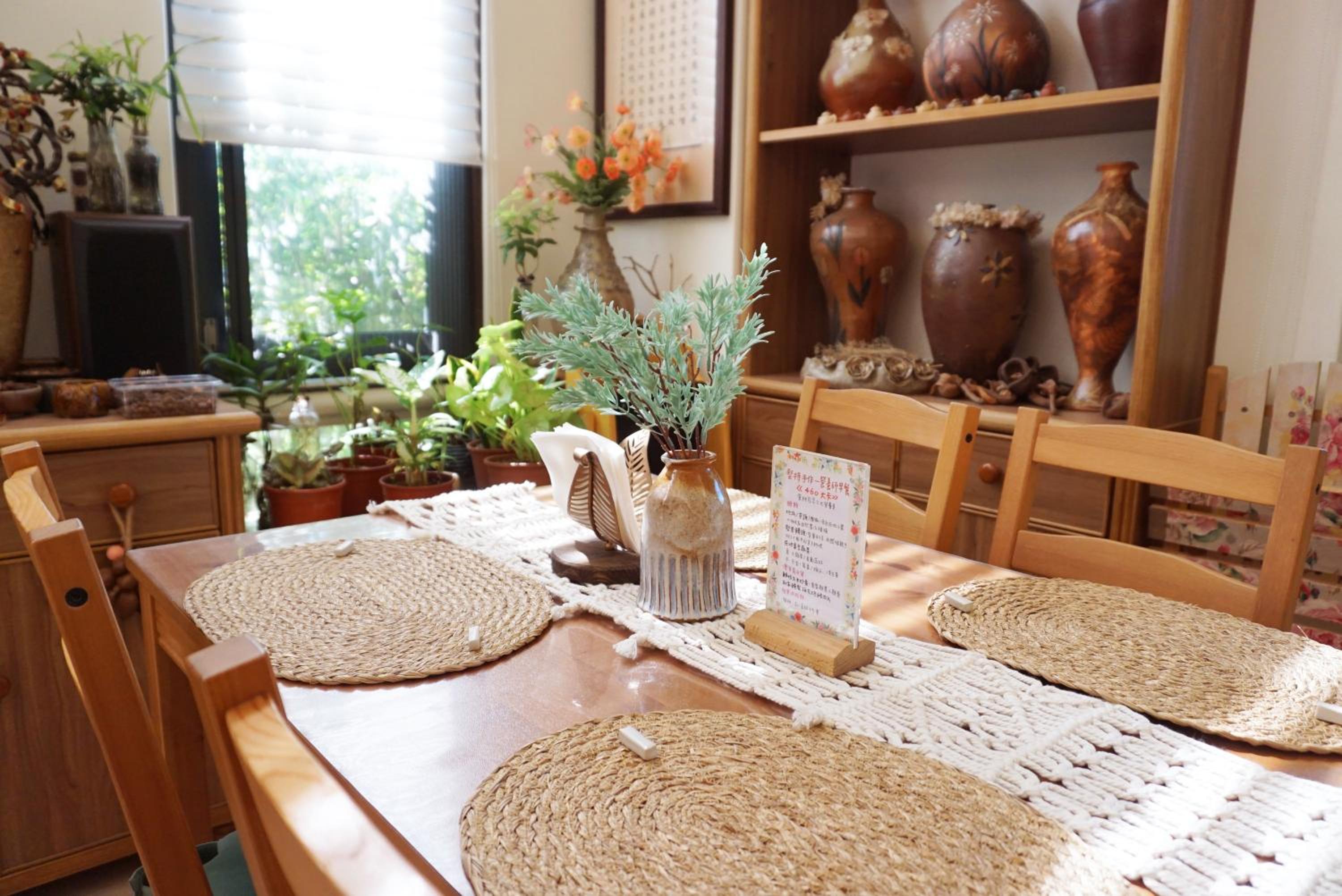 Pottery Flower B&B