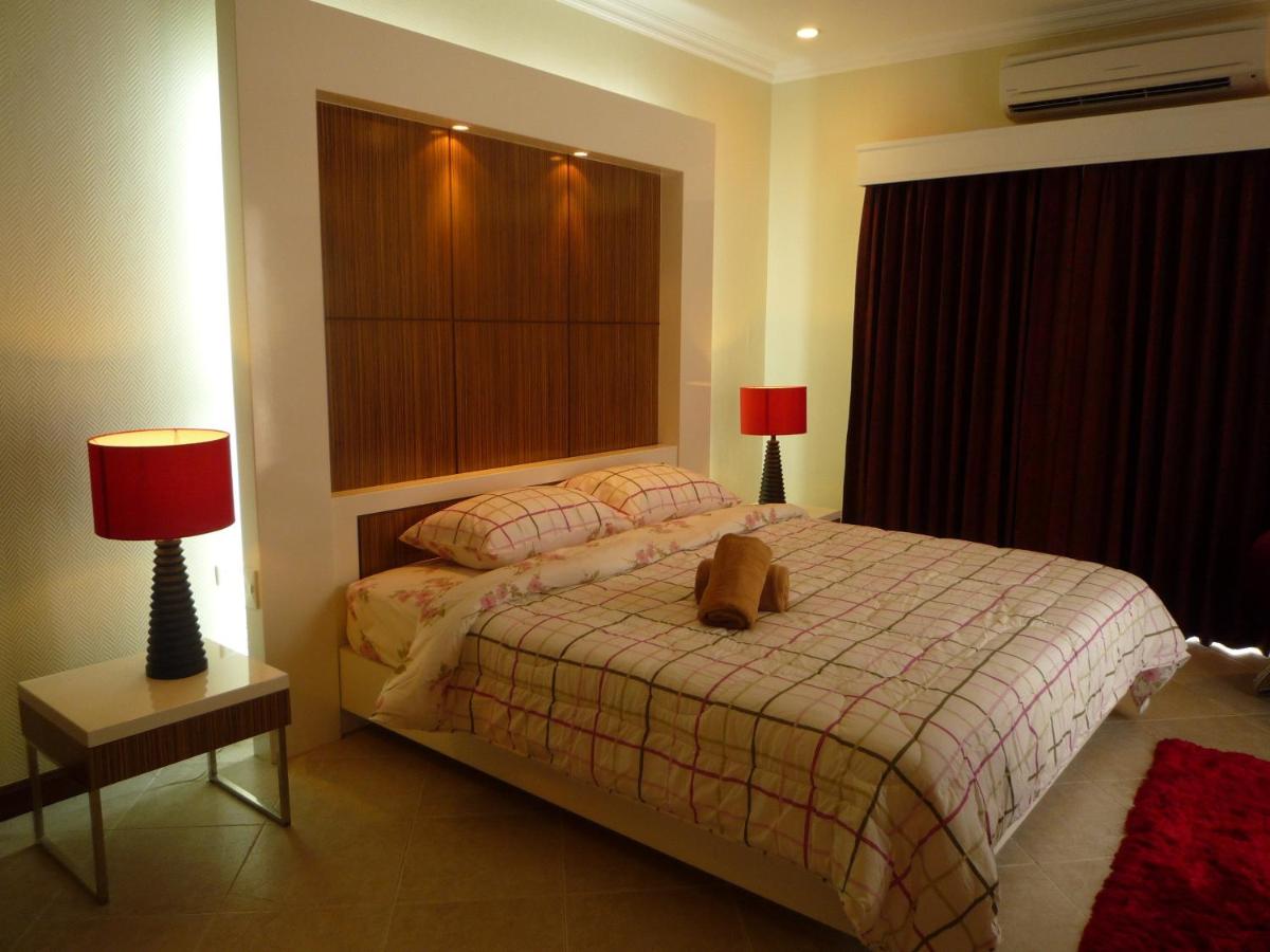 Majestic Residence pool villa Pattaya