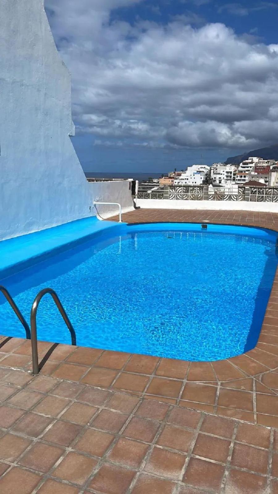 Sunny Holidays in Casa Familiar Playa La Arena
