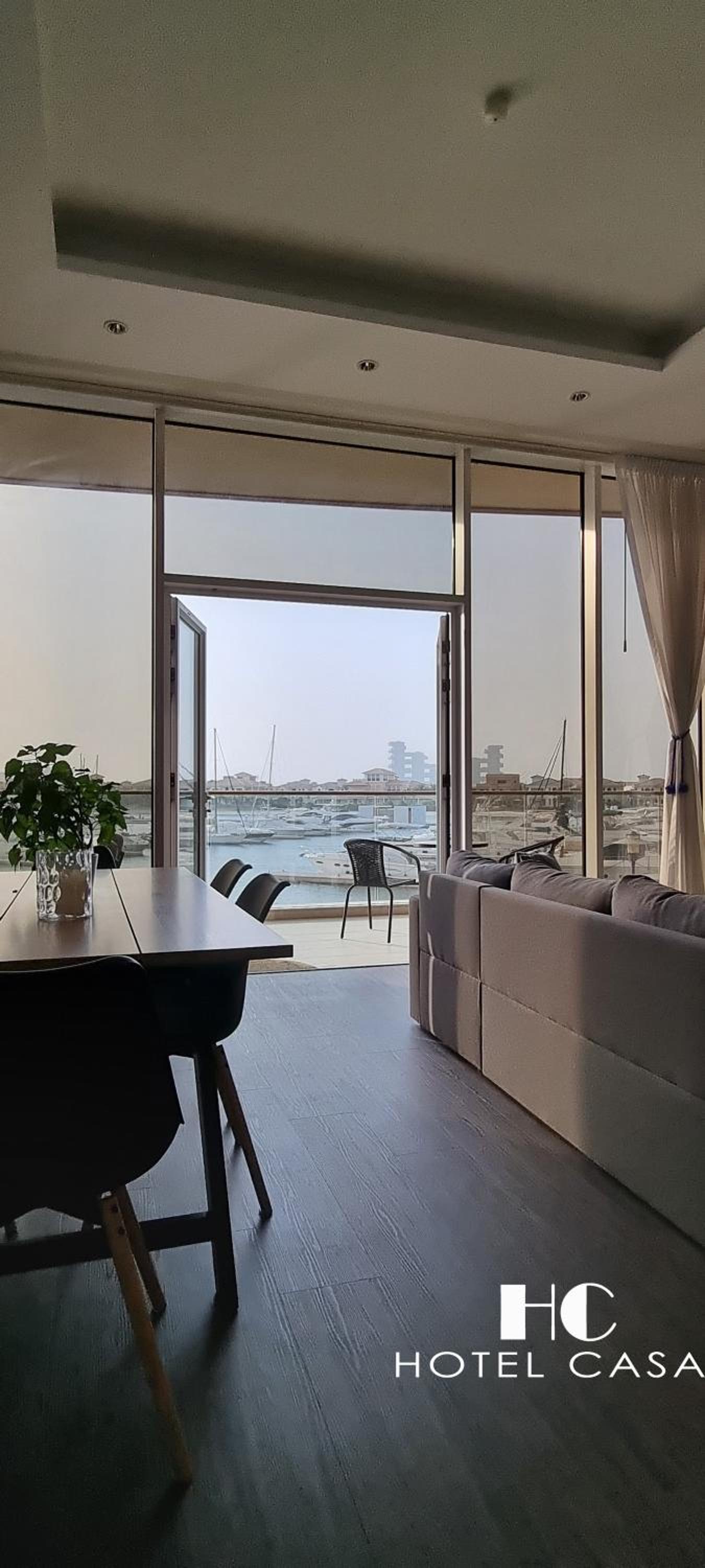 Palm Jumeirah 1BR luxurious & gorgeous view