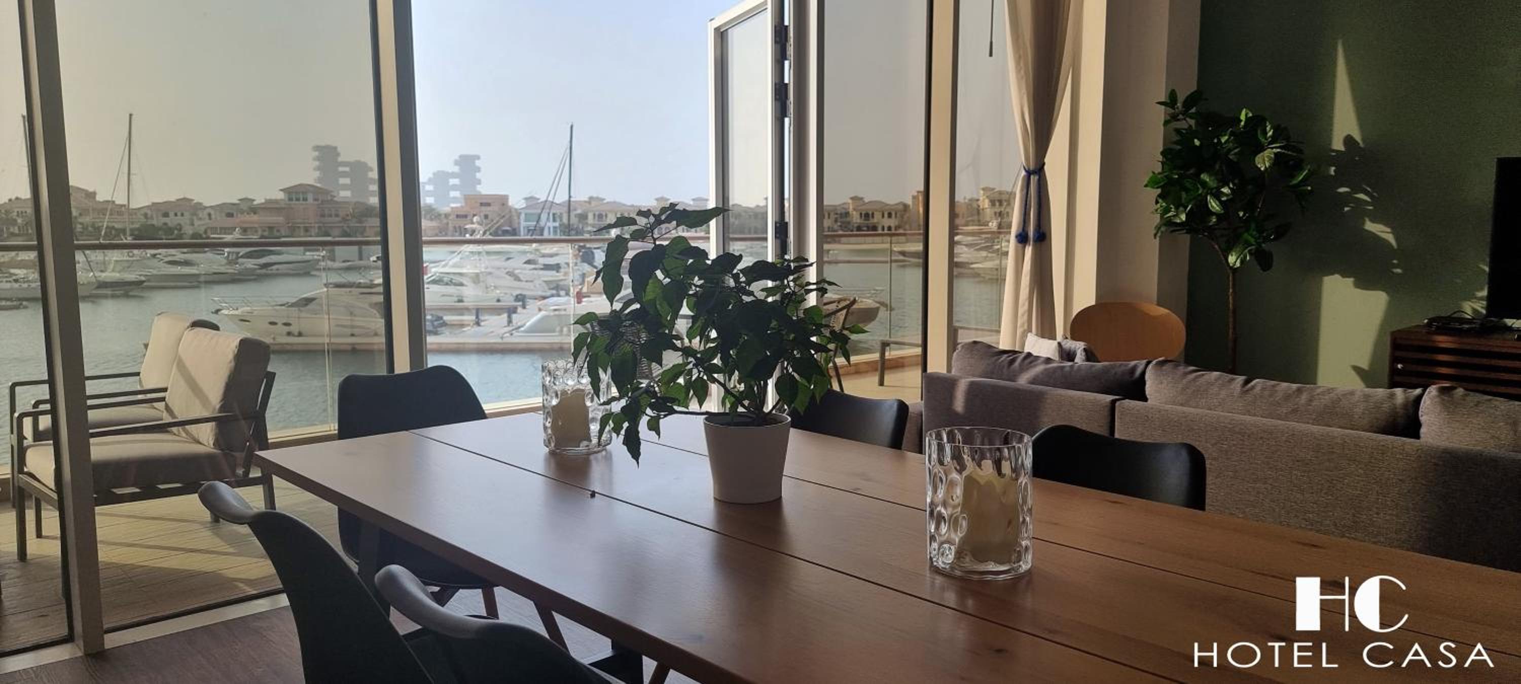 Palm Jumeirah 1BR luxurious & gorgeous view