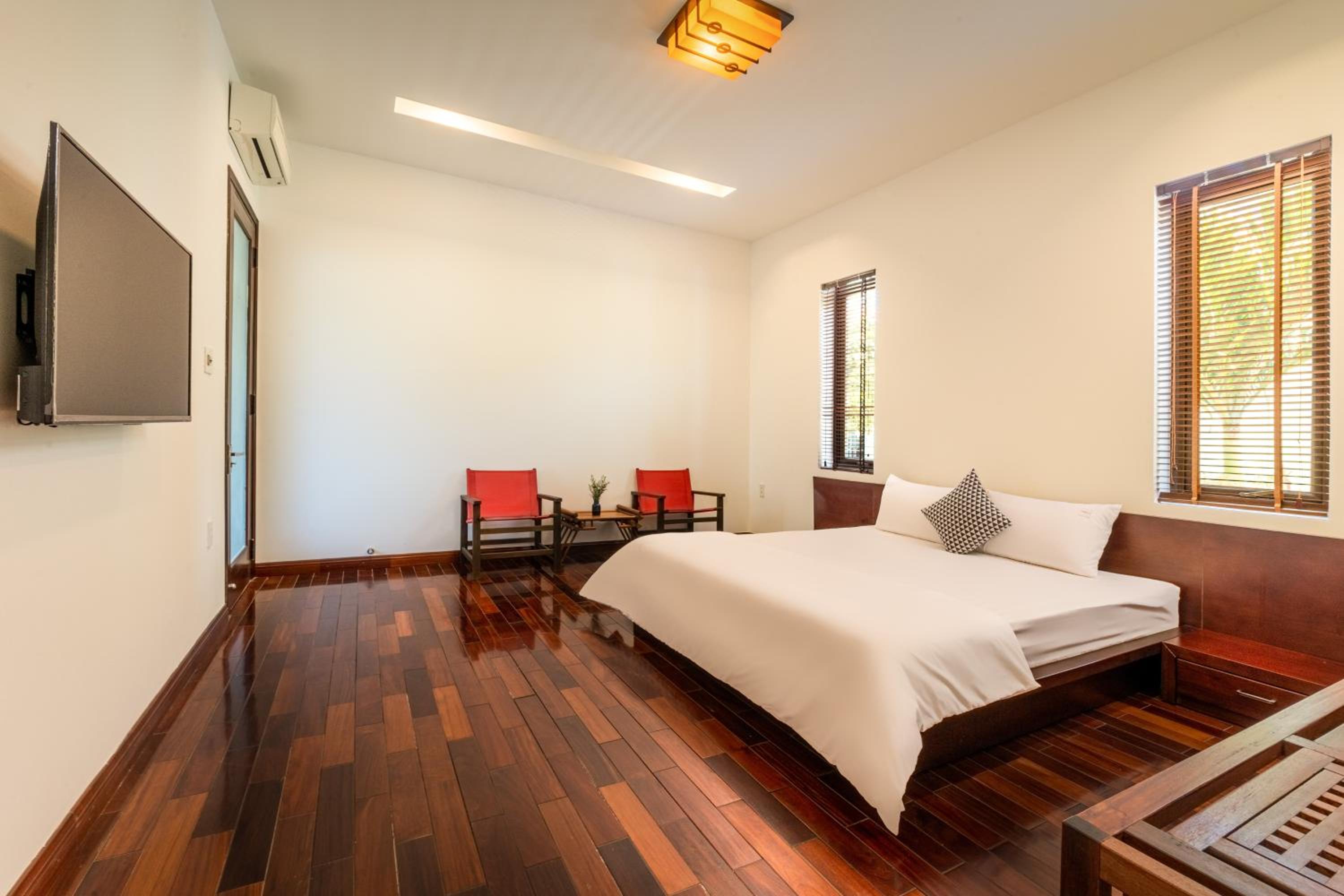 Puravida Villa Hoi An 2 view 5