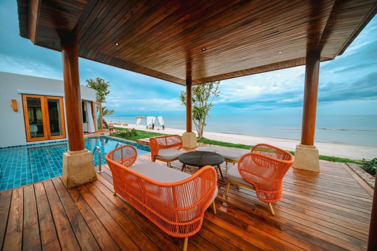 outdoor BBQ area