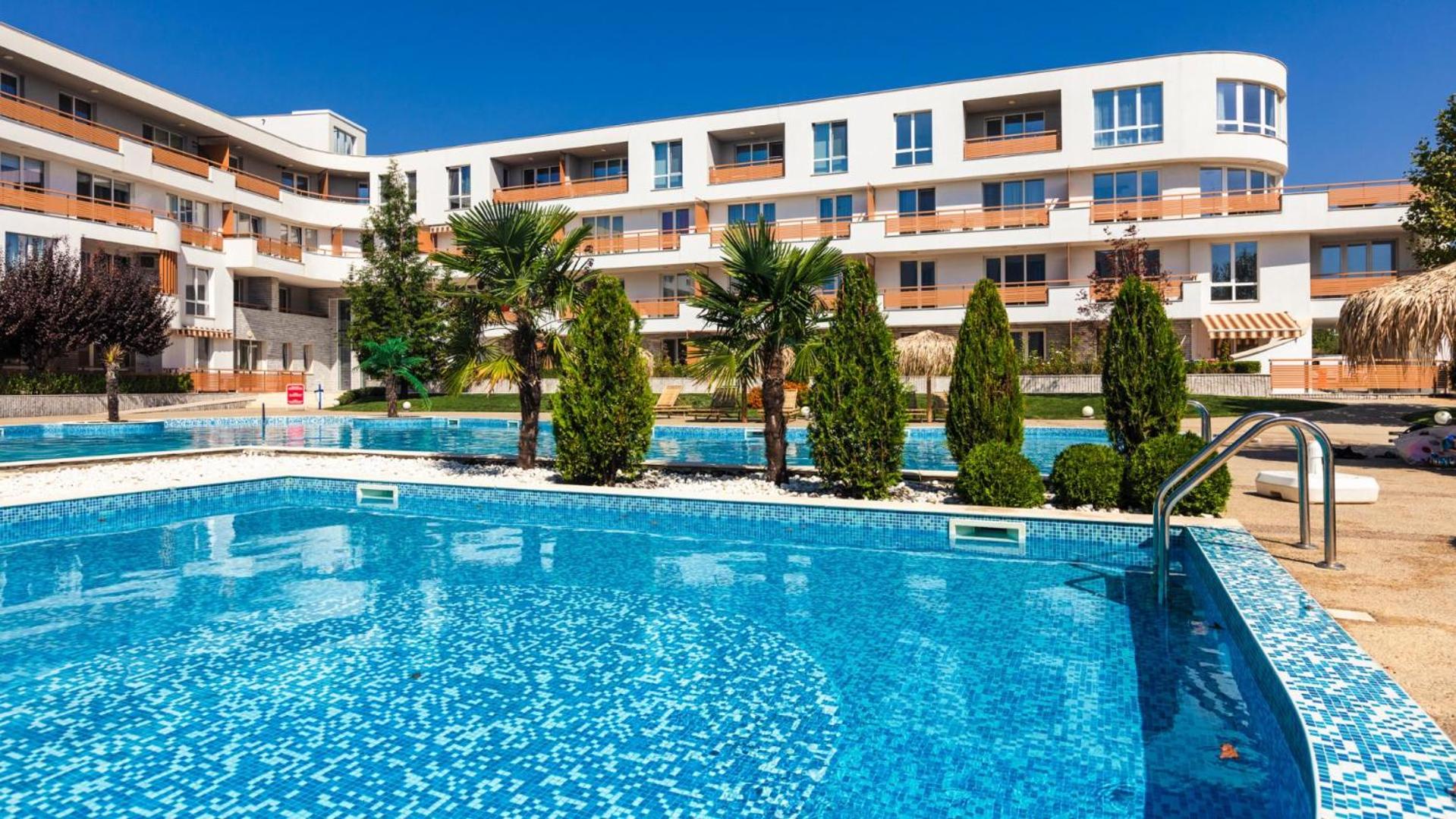 Las Brisas Garden Apartment view 2