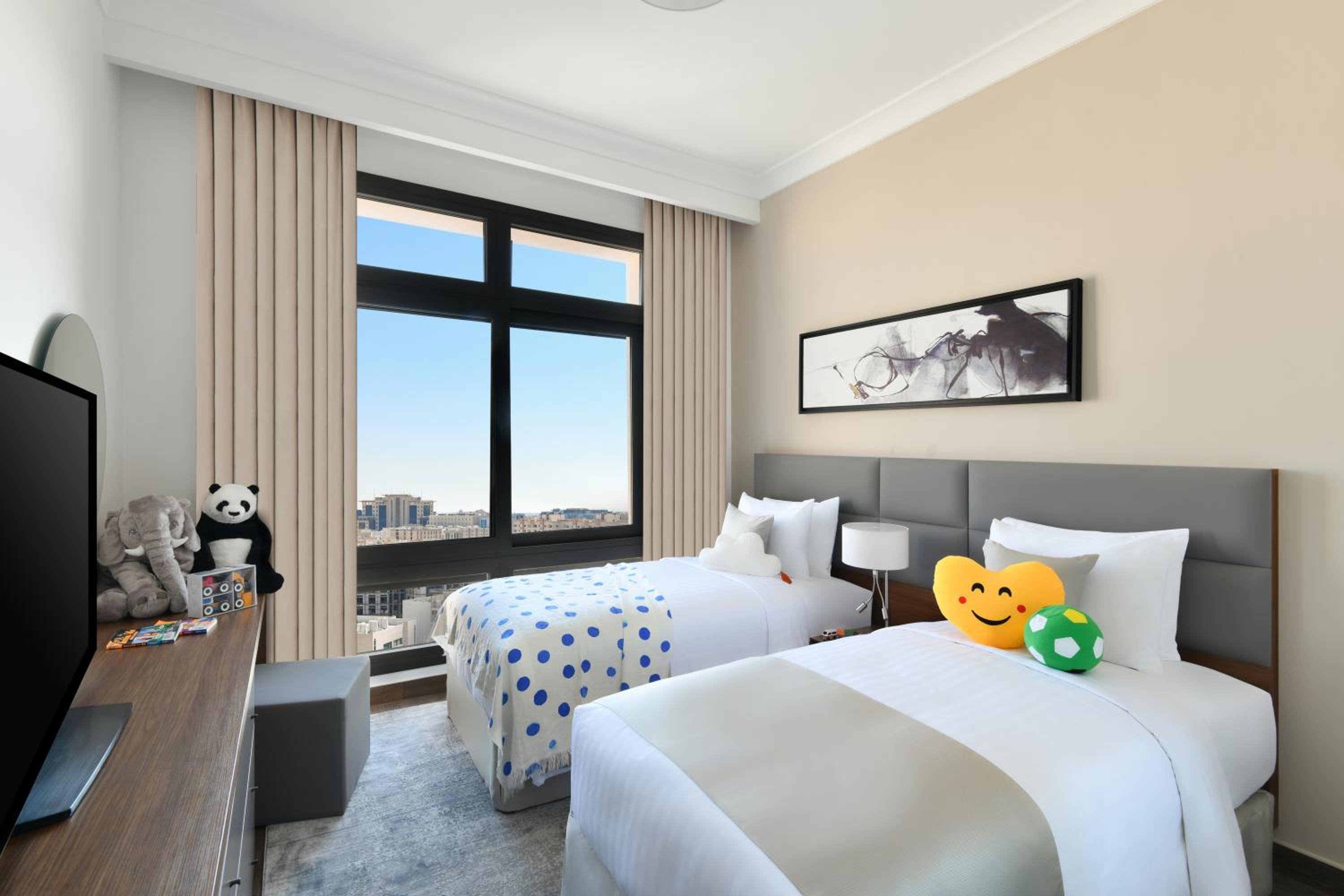 Le Mirage Downtown view 5