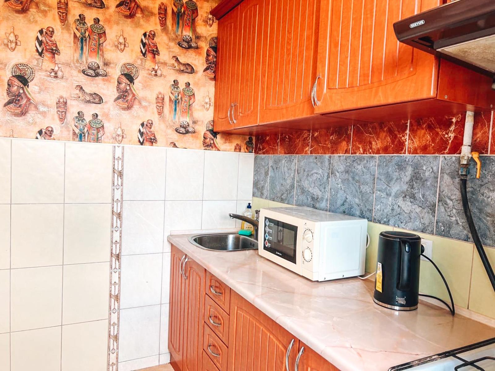 apartment near metro station Darnitsa view 4