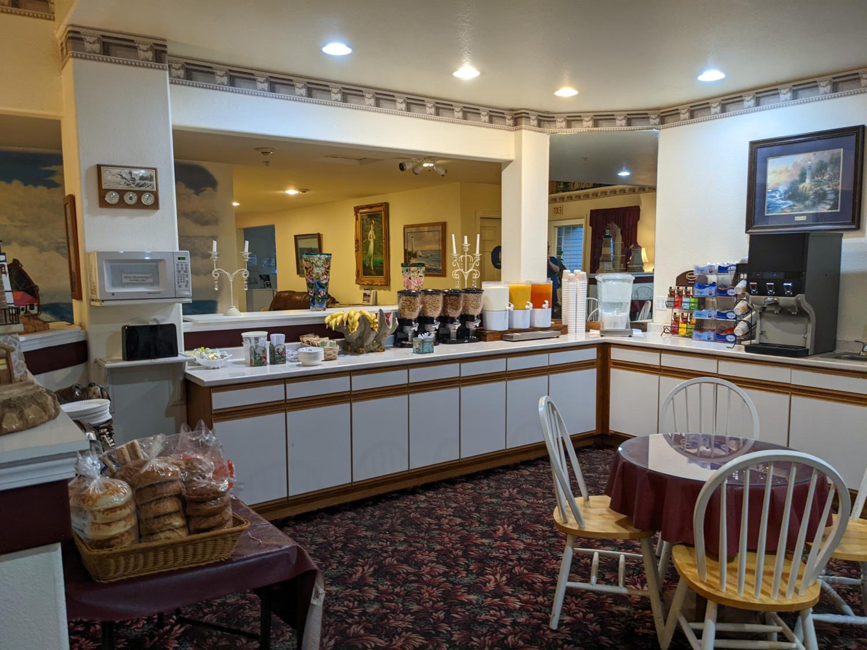 Crescent City Vacations - Lighthouse Inn - Property Image 9