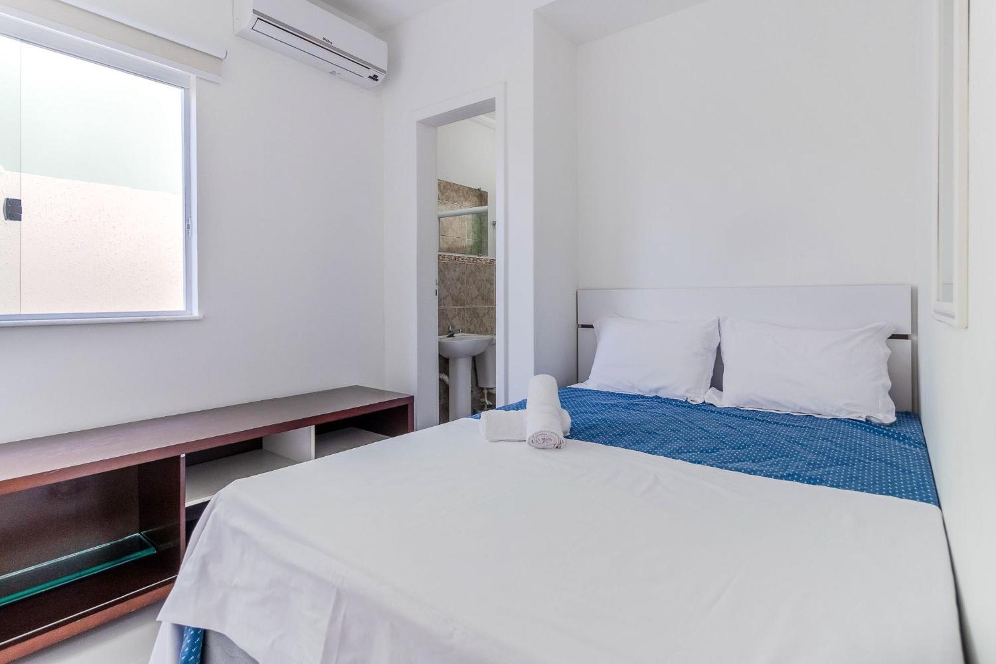 GB07 Great House 4 Suites with Pool in Guarajuba