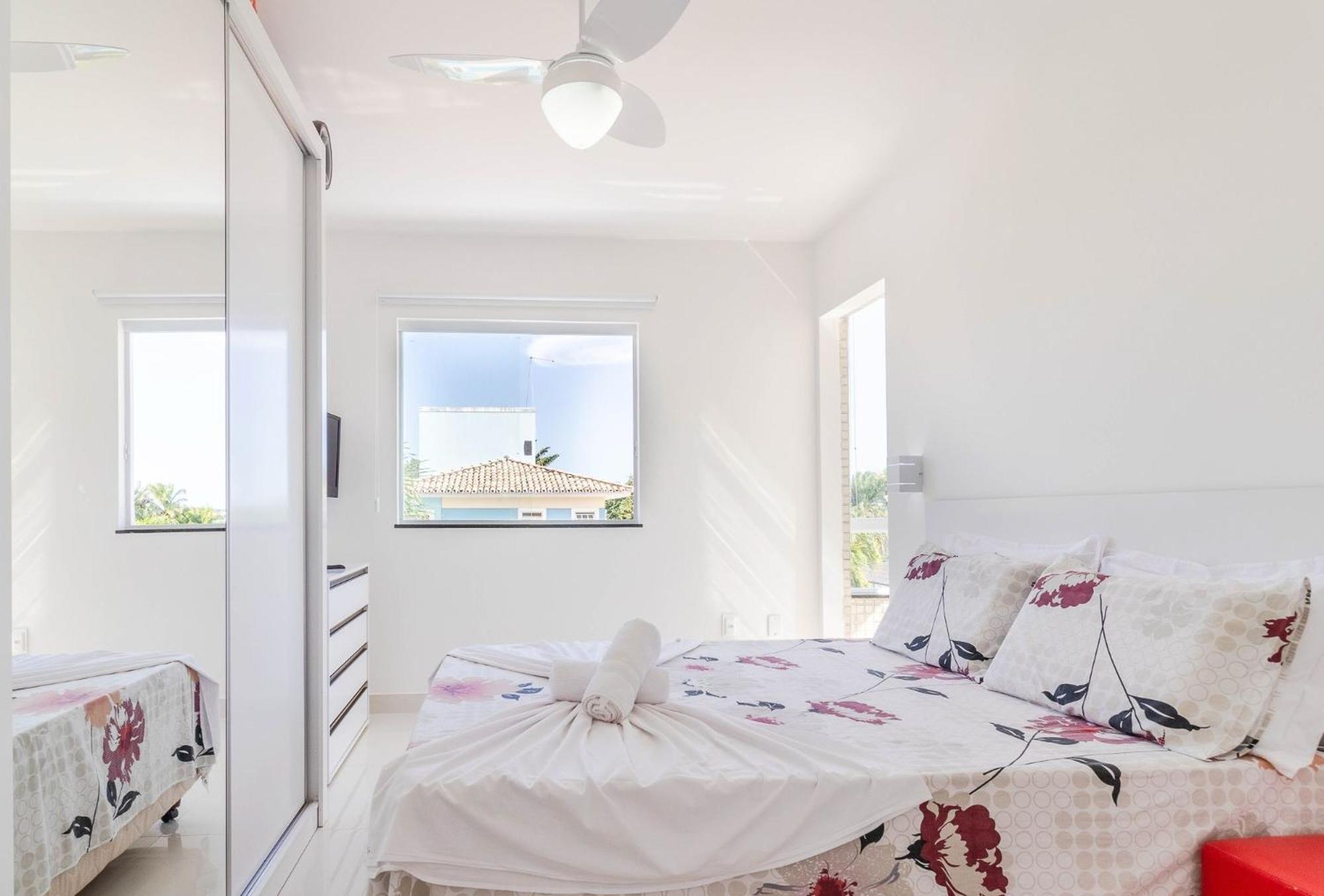GB07 Great House 4 Suites with Pool in Guarajuba