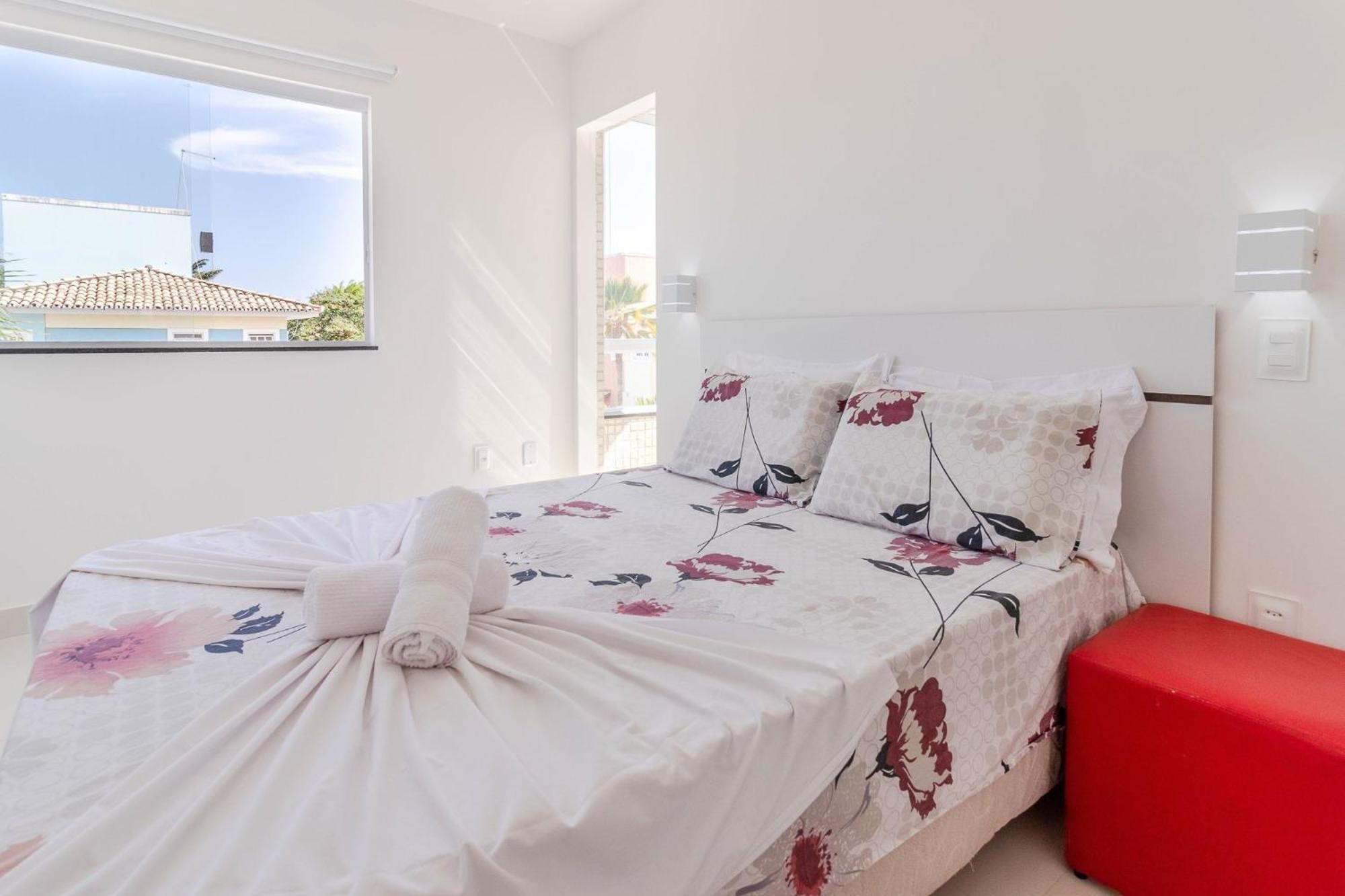 GB07 Great House 4 Suites with Pool in Guarajuba