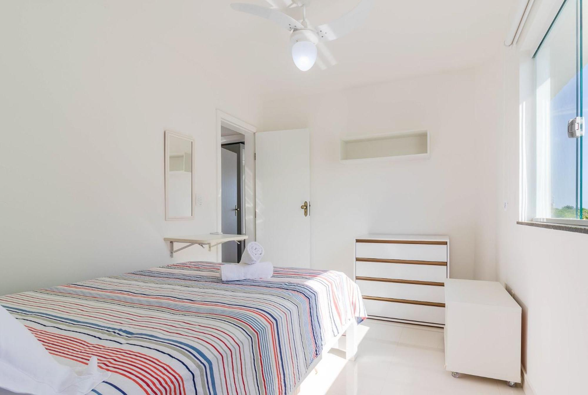 GB07 Great House 4 Suites with Pool in Guarajuba