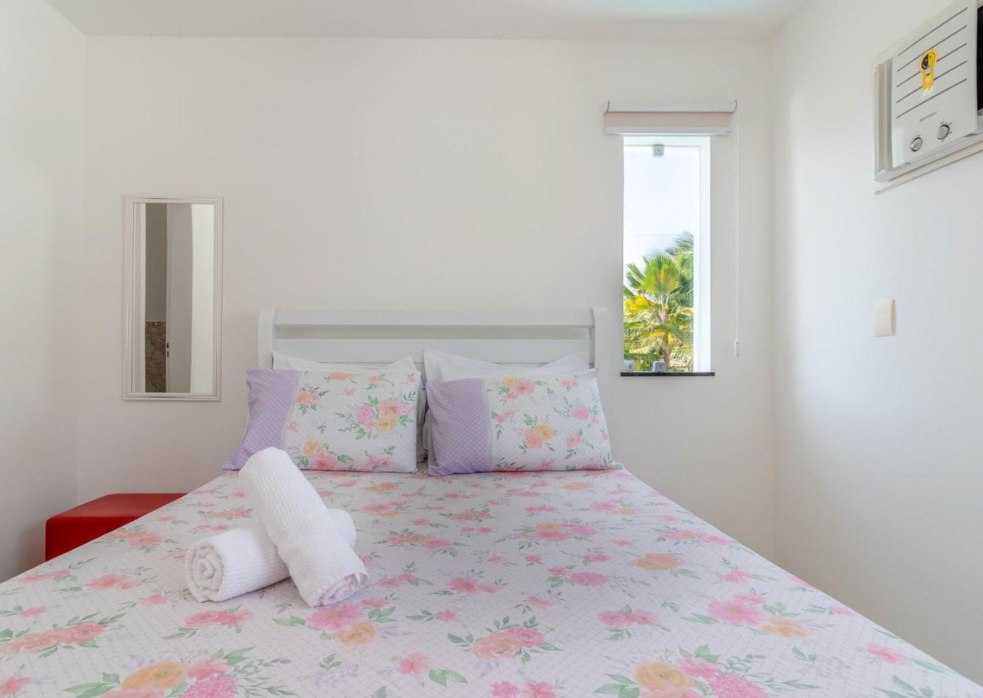 GB07 Great House 4 Suites with Pool in Guarajuba