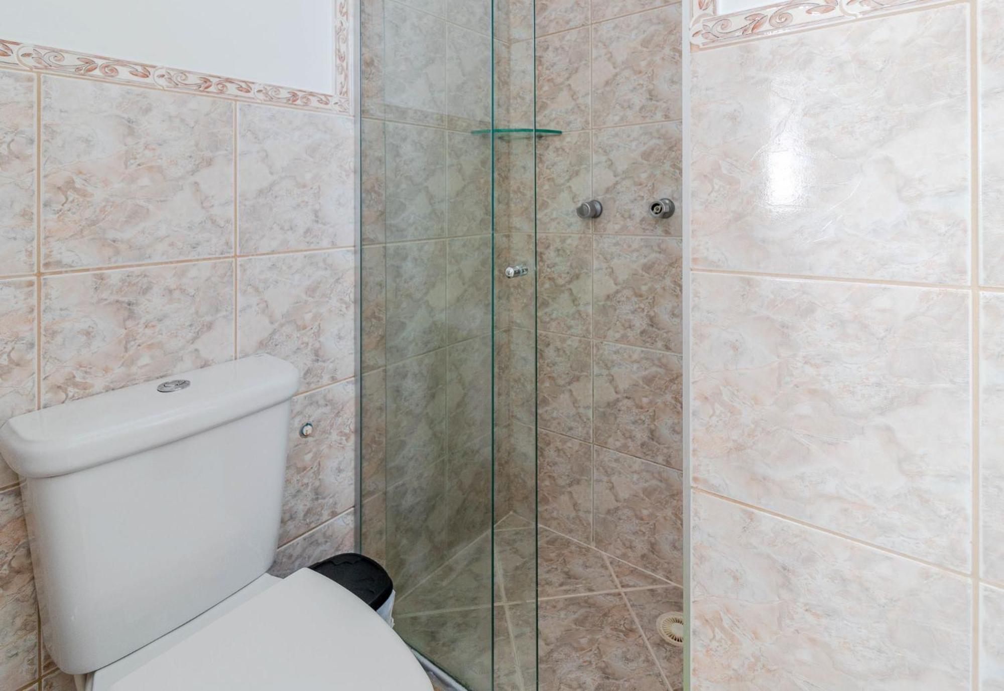GB07 Great House 4 Suites with Pool in Guarajuba