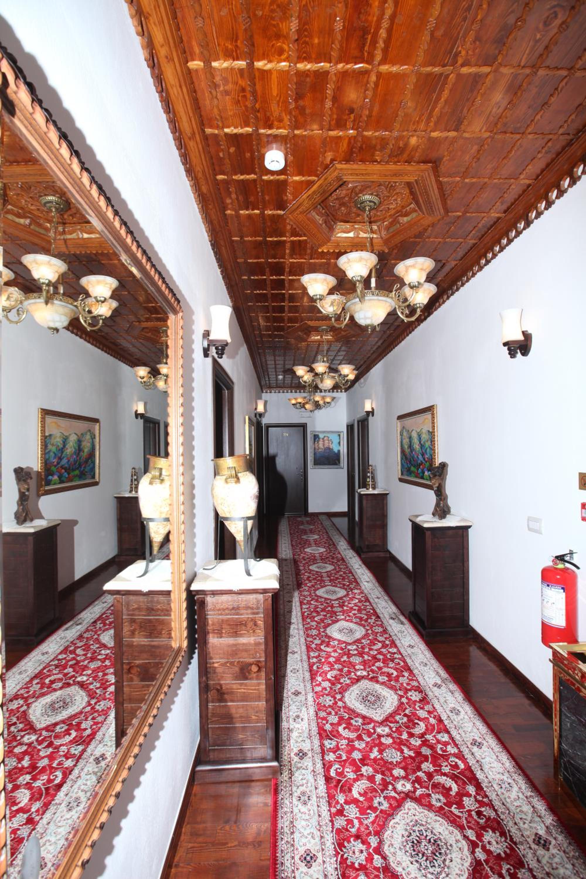 Hotel Antipatrea