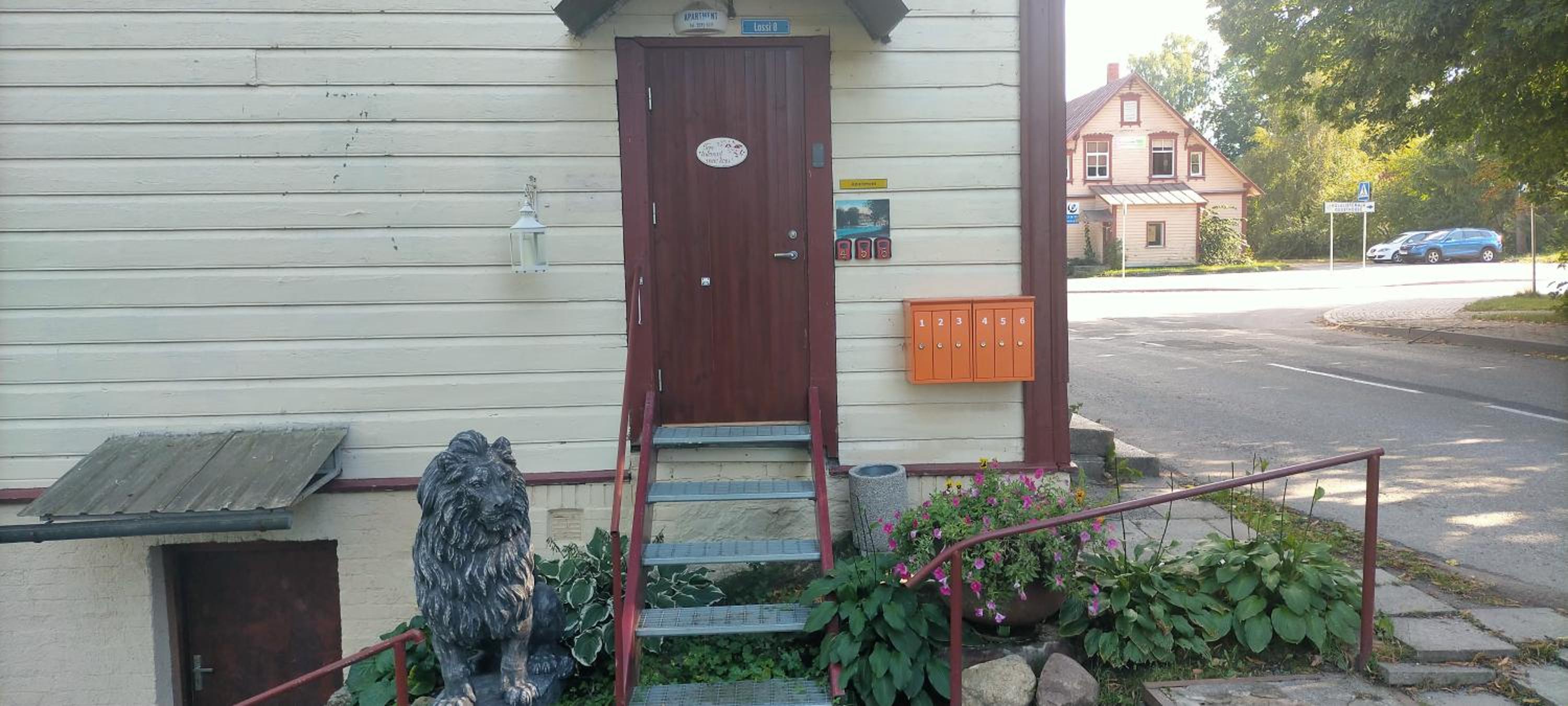 Photo 36