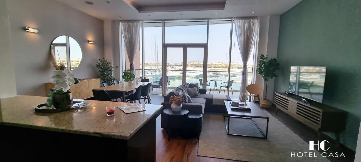 Palm Jumeirah 1BR luxurious & gorgeous view