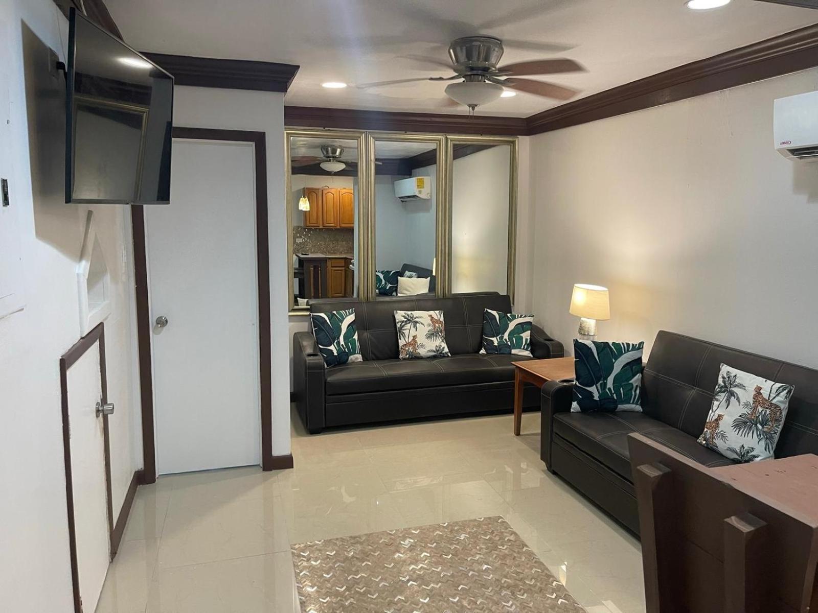#6 Ferguson Rd - Townhouse