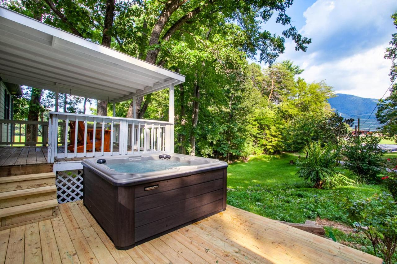 Hopp On Inn Secluded 3BR Home