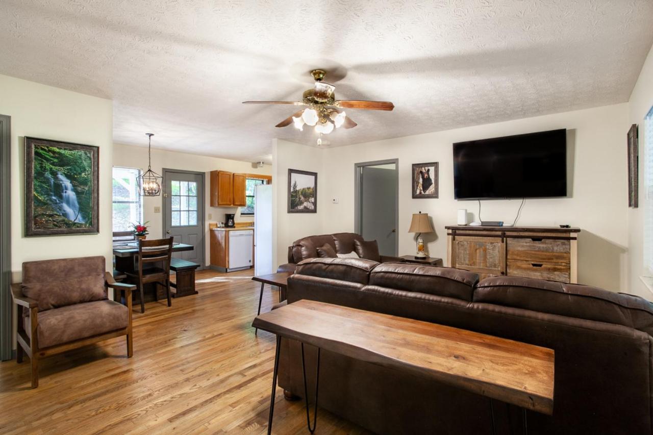 Hopp On Inn Secluded 3BR Home