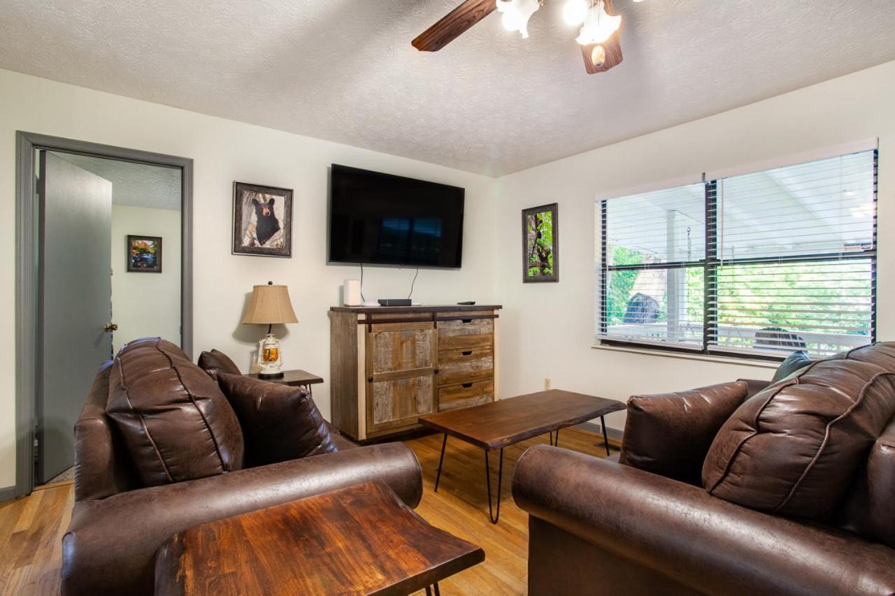 Hopp On Inn Secluded 3BR Home