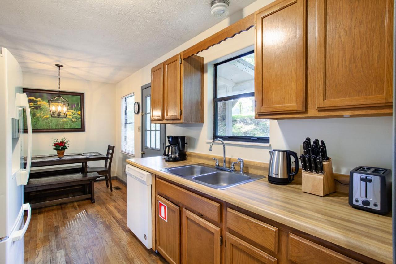Hopp On Inn Secluded 3BR Home