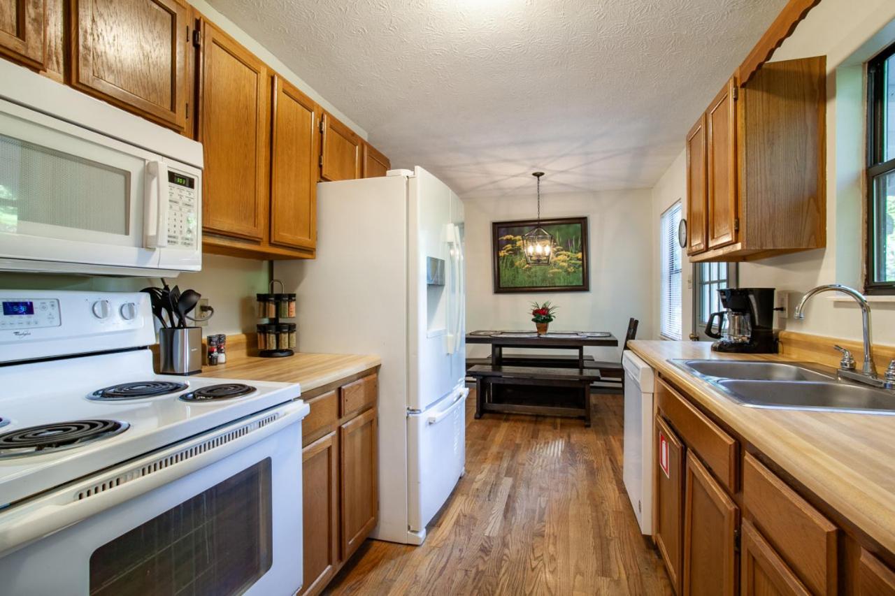 Hopp On Inn Secluded 3BR Home