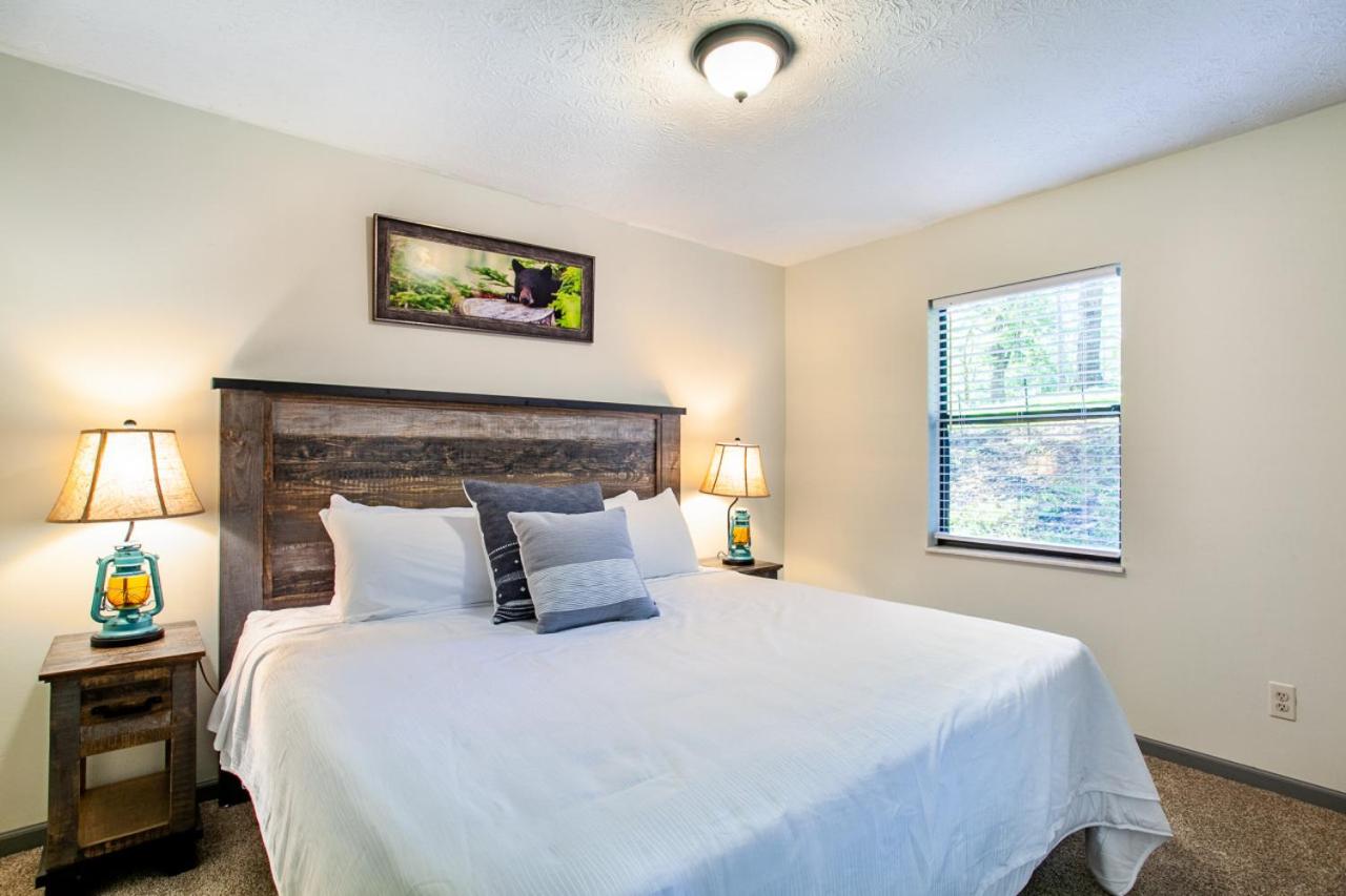 Hopp On Inn Secluded 3BR Home