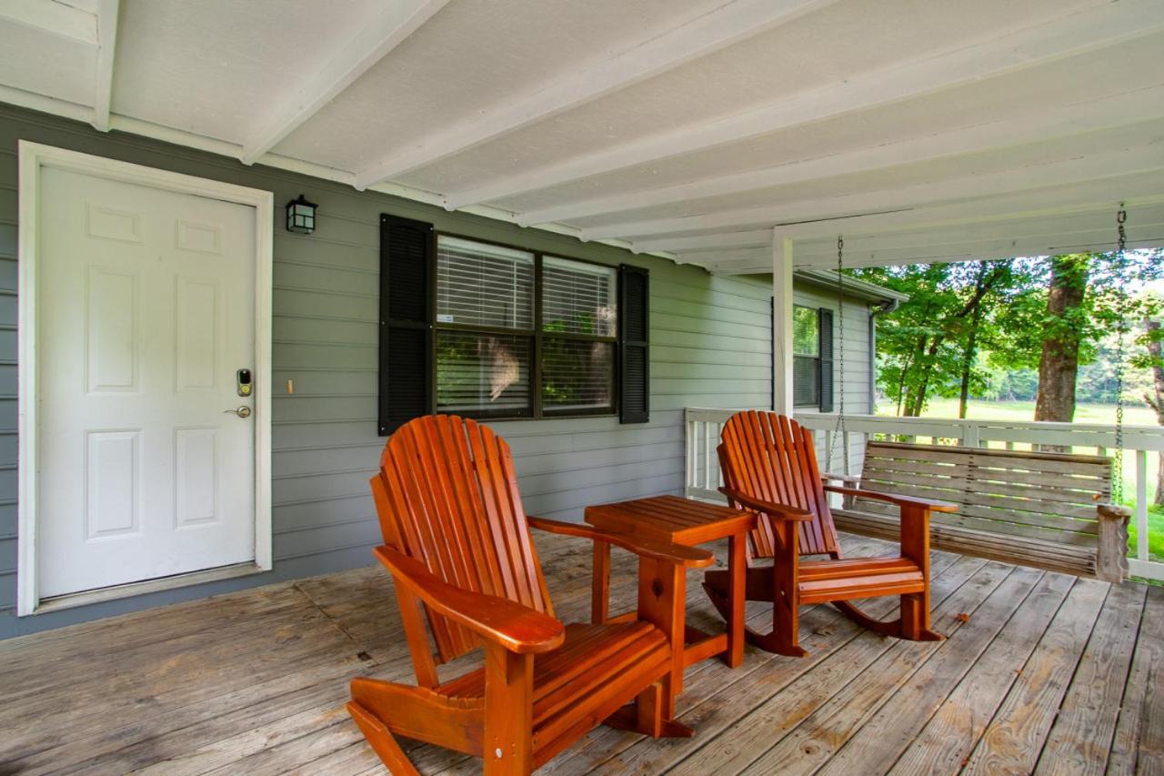 Hopp On Inn Secluded 3BR Home
