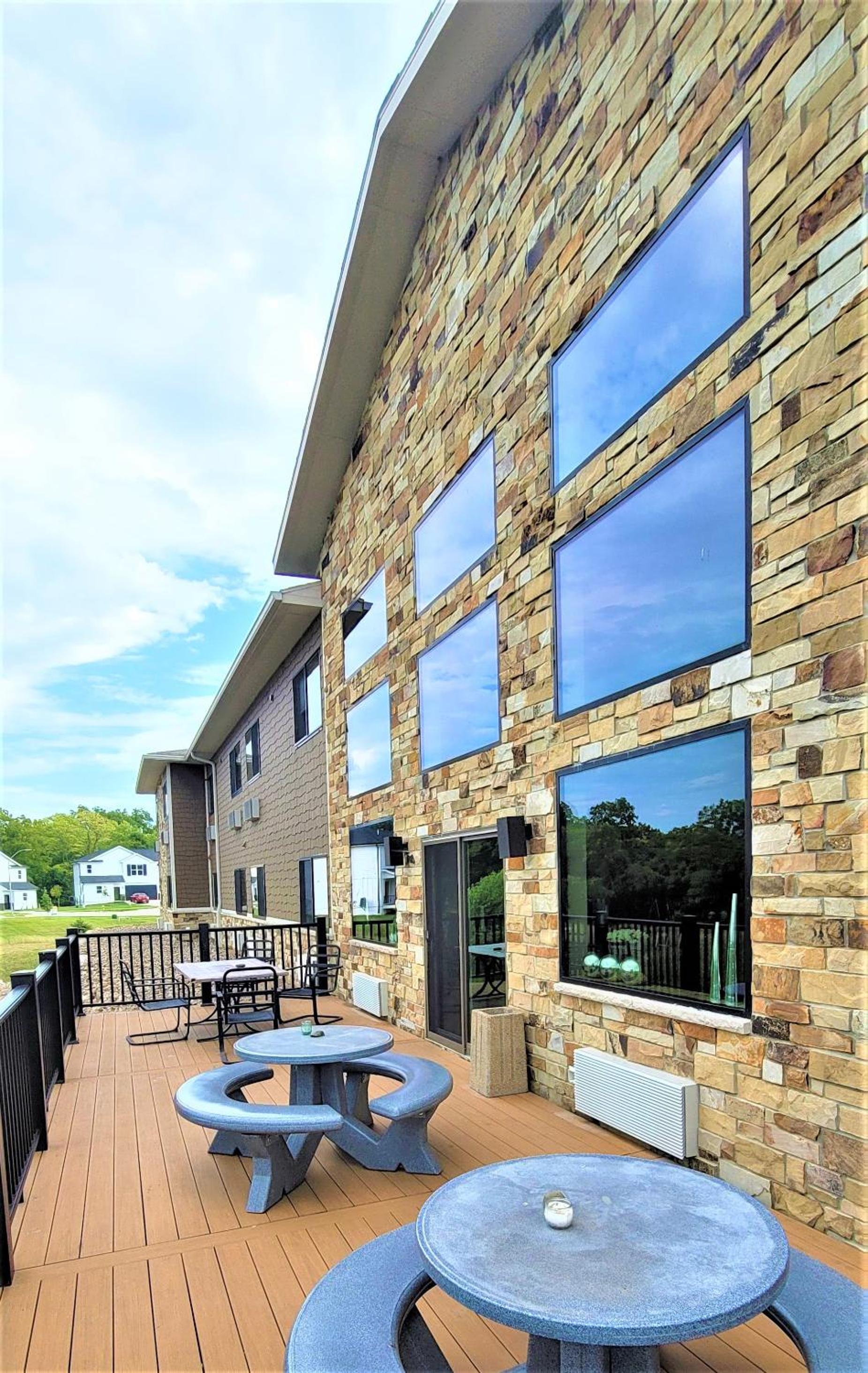 Hotel Qube Hotel - Polk City - Image 1